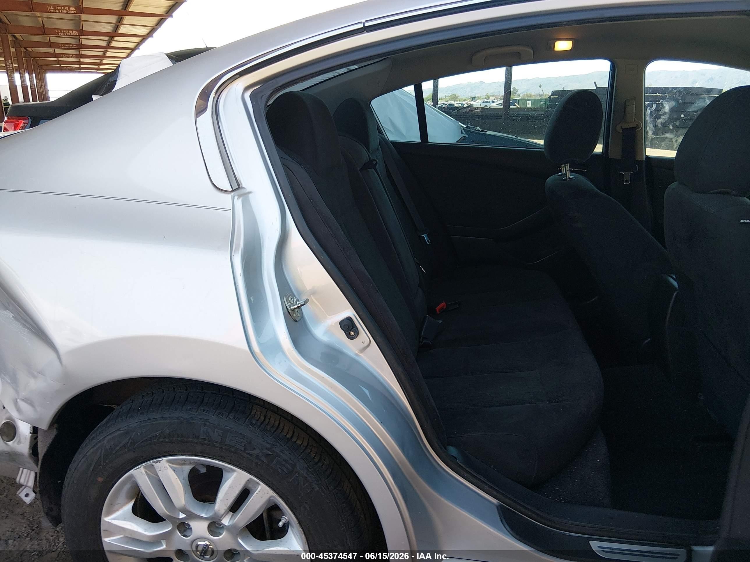 2012 Nissan Altima 2.5 S Silver vin: 1N4AL2APXCN562469