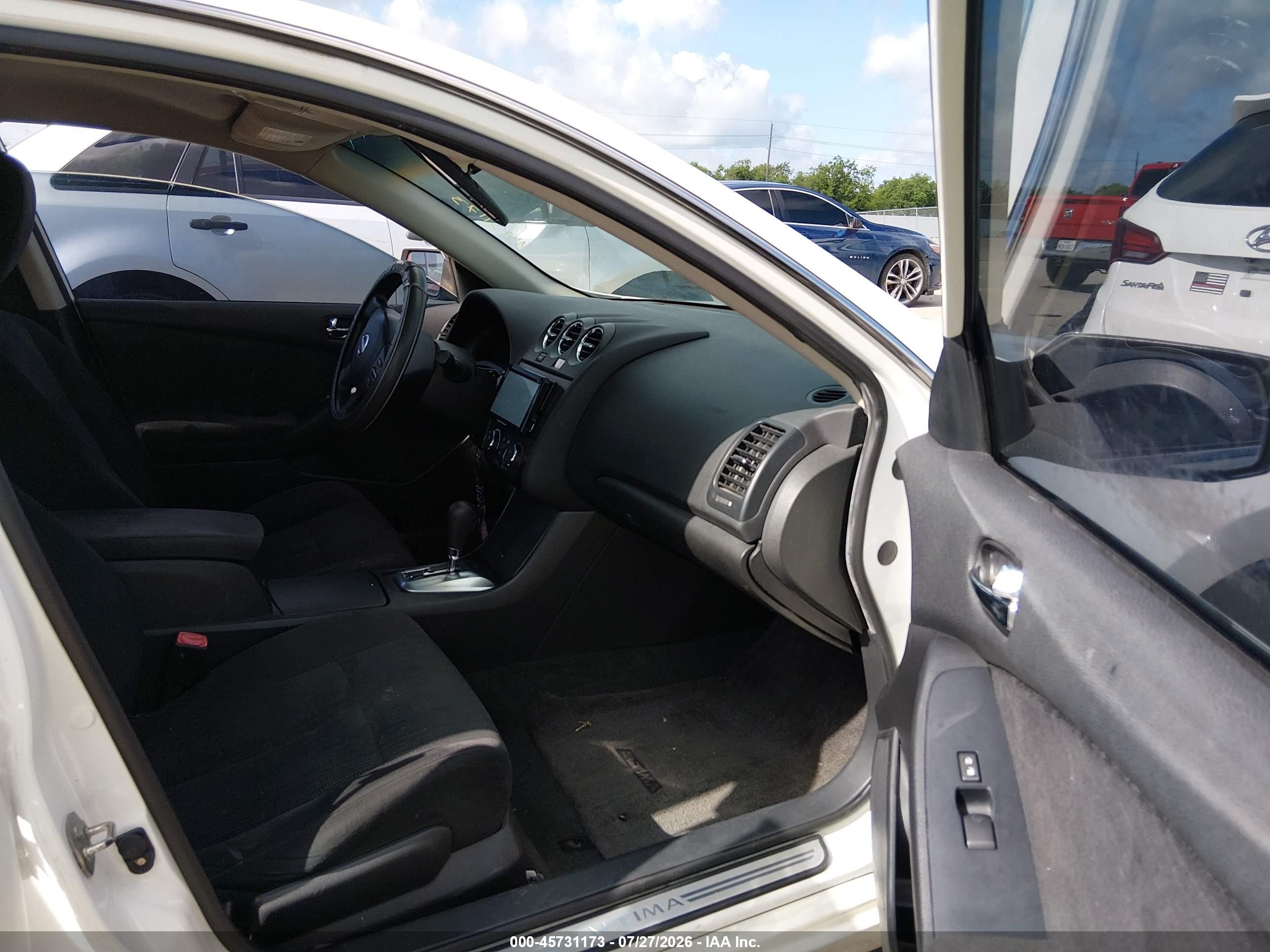 2012 Nissan Altima 2.5 S White vin: 1N4AL2APXCN566330
