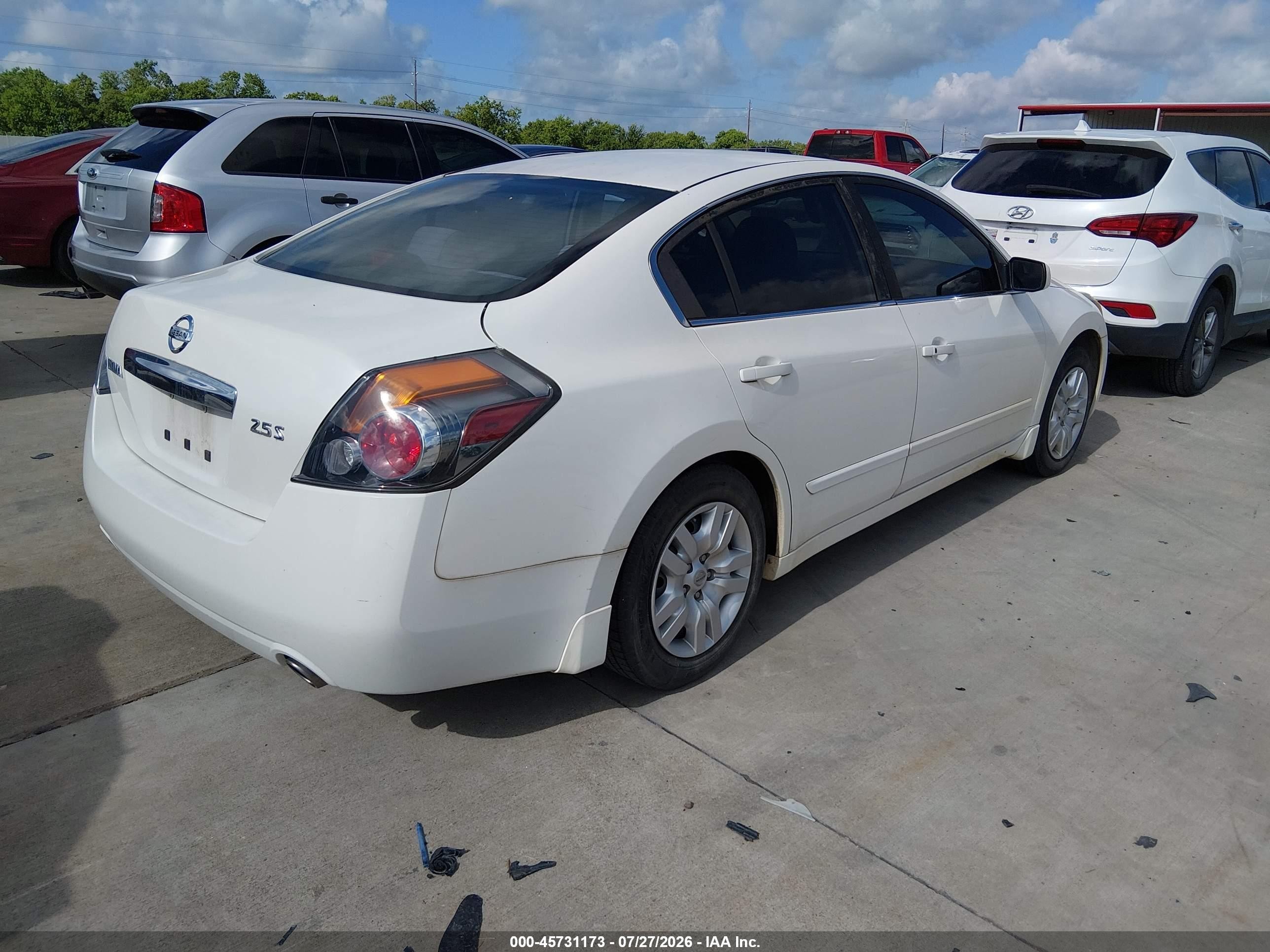 2012 Nissan Altima 2.5 S White vin: 1N4AL2APXCN566330
