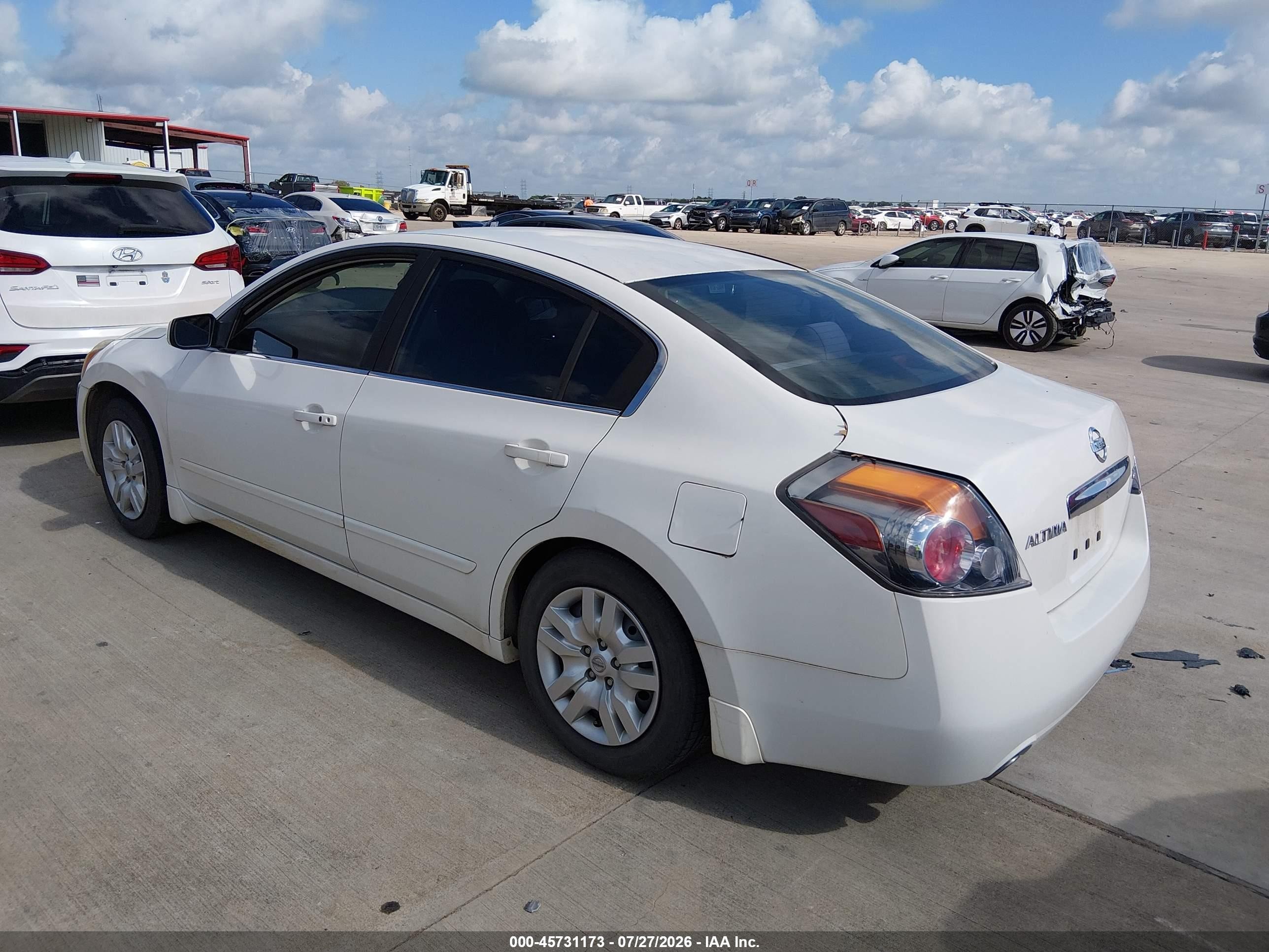 2012 Nissan Altima 2.5 S White vin: 1N4AL2APXCN566330