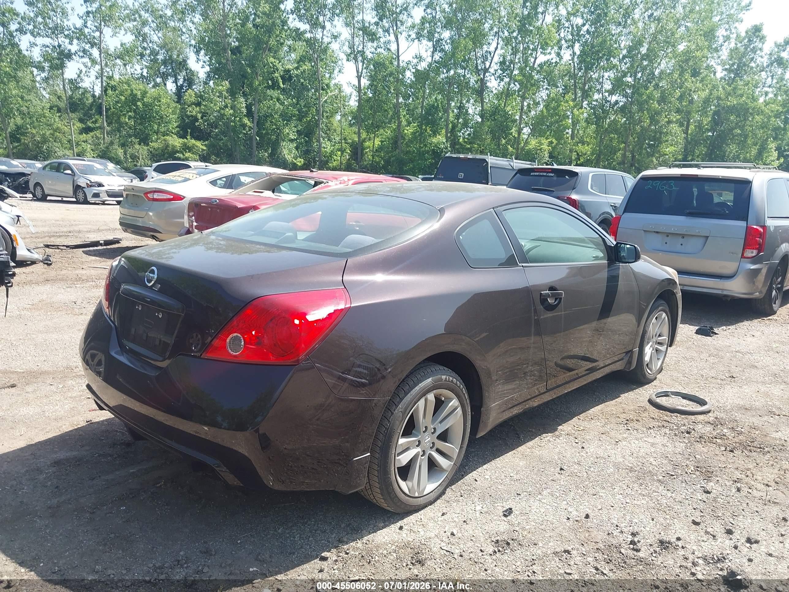 2010 Nissan Altima 2.5 S Maroon vin: 1N4AL2EP0AC188778