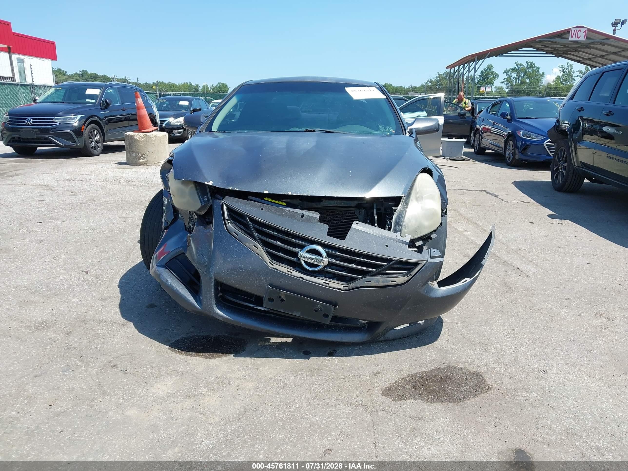 2011 Nissan Altima 2.5 S Gray vin: 1N4AL2EP0BC136732