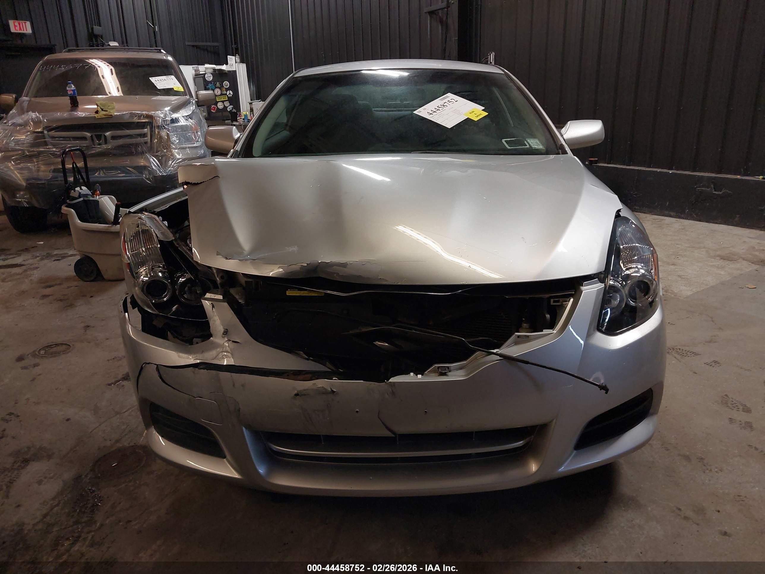 2012 Nissan Altima 2.5 S Серебряный vin: 1N4AL2EP0CC224763