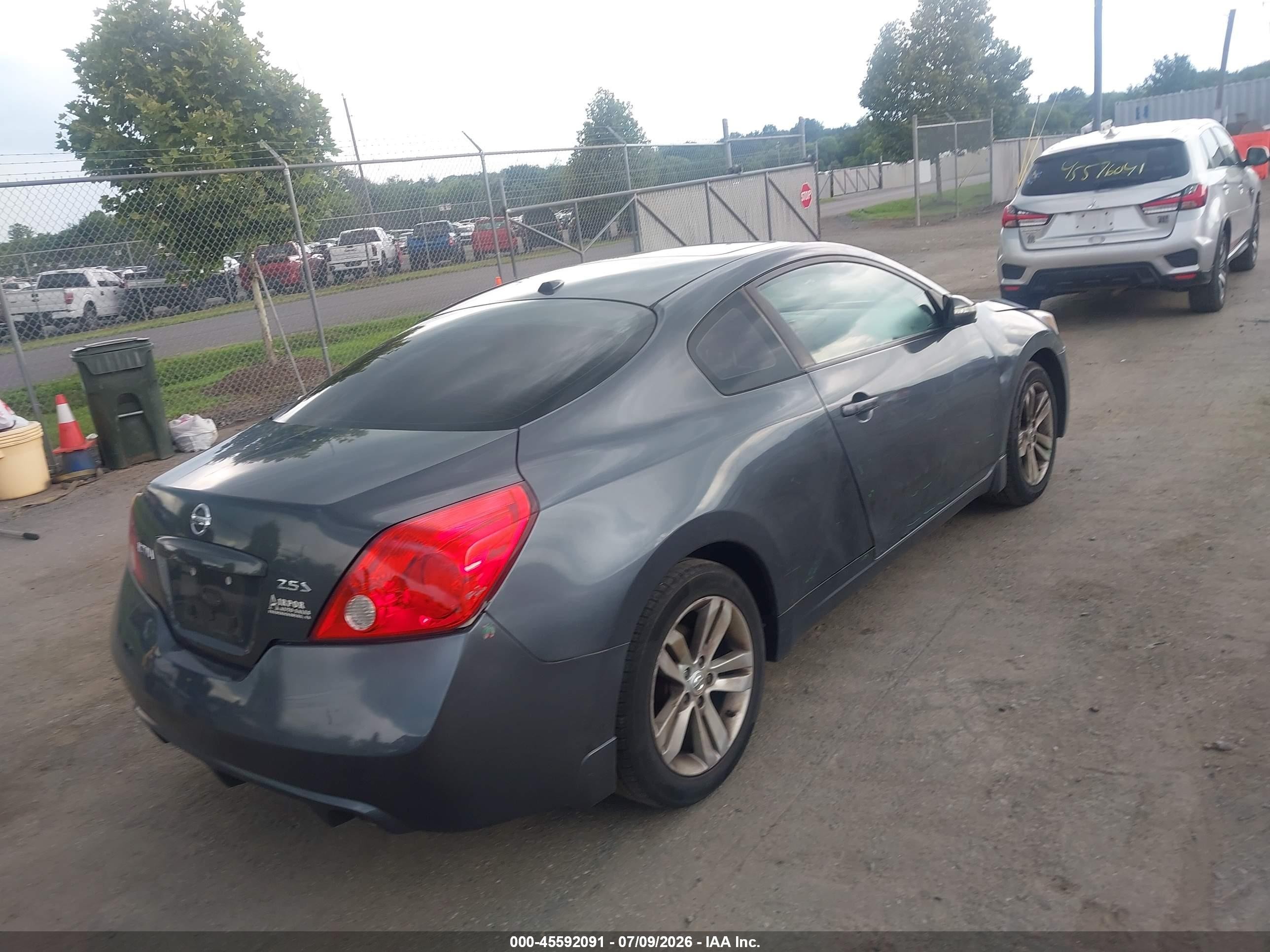 2013 Nissan Altima 2.5 S Gray vin: 1N4AL2EP0DC182581
