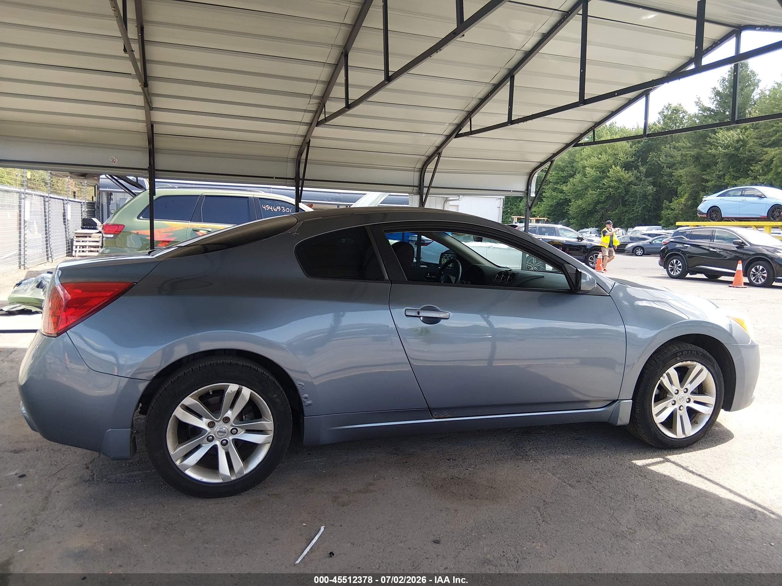 2010 Nissan Altima 2.5 S Light Blue vin: 1N4AL2EP1AC126340