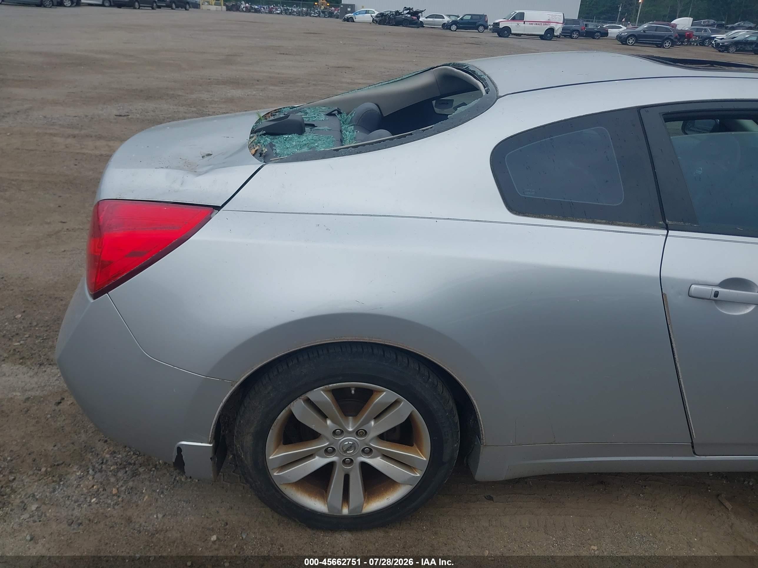 2010 Nissan Altima 2.5 S Silver vin: 1N4AL2EP1AC180897