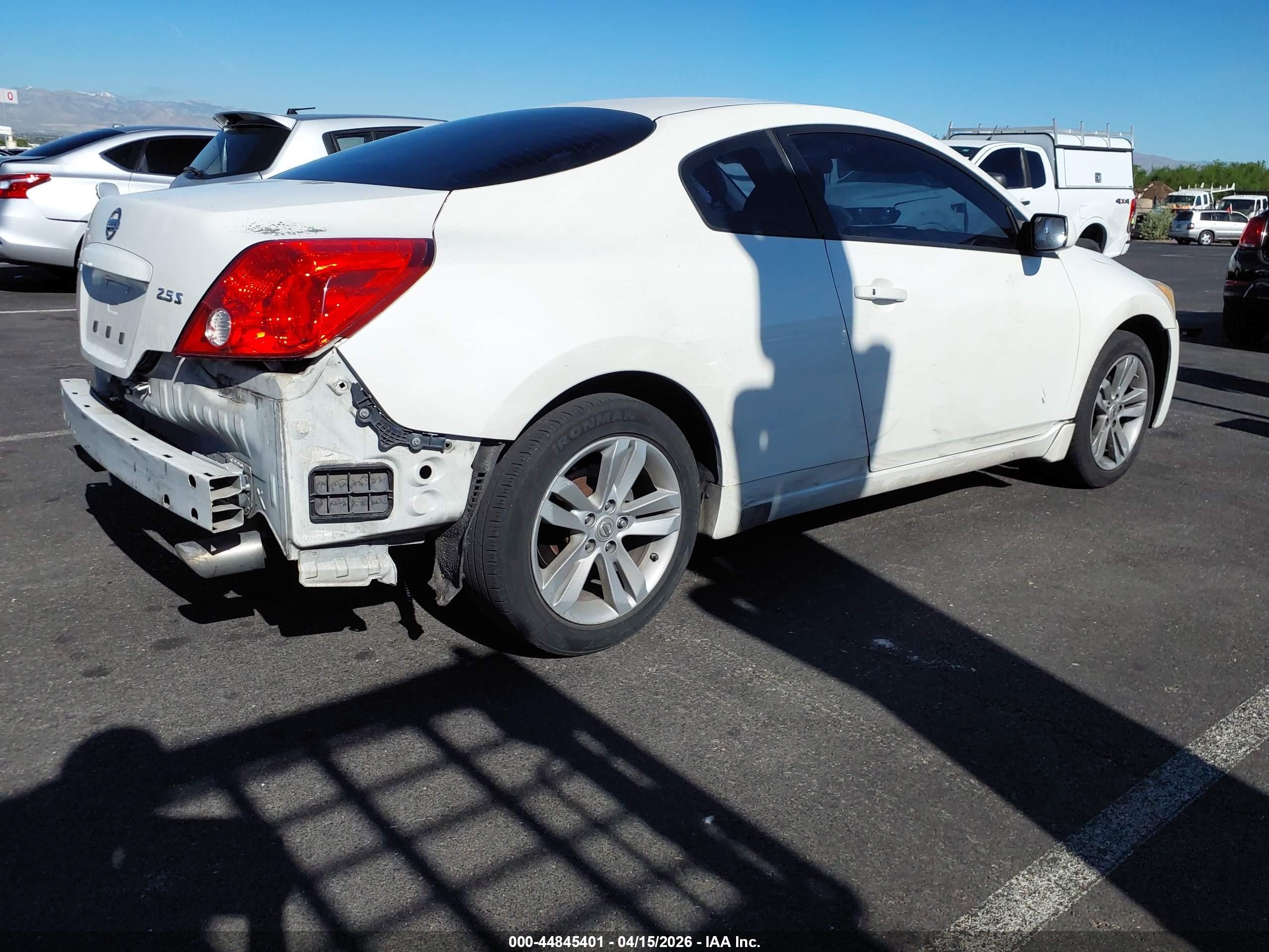 2011 Nissan Altima 2.5 S Белый vin: 1N4AL2EP1BC111144