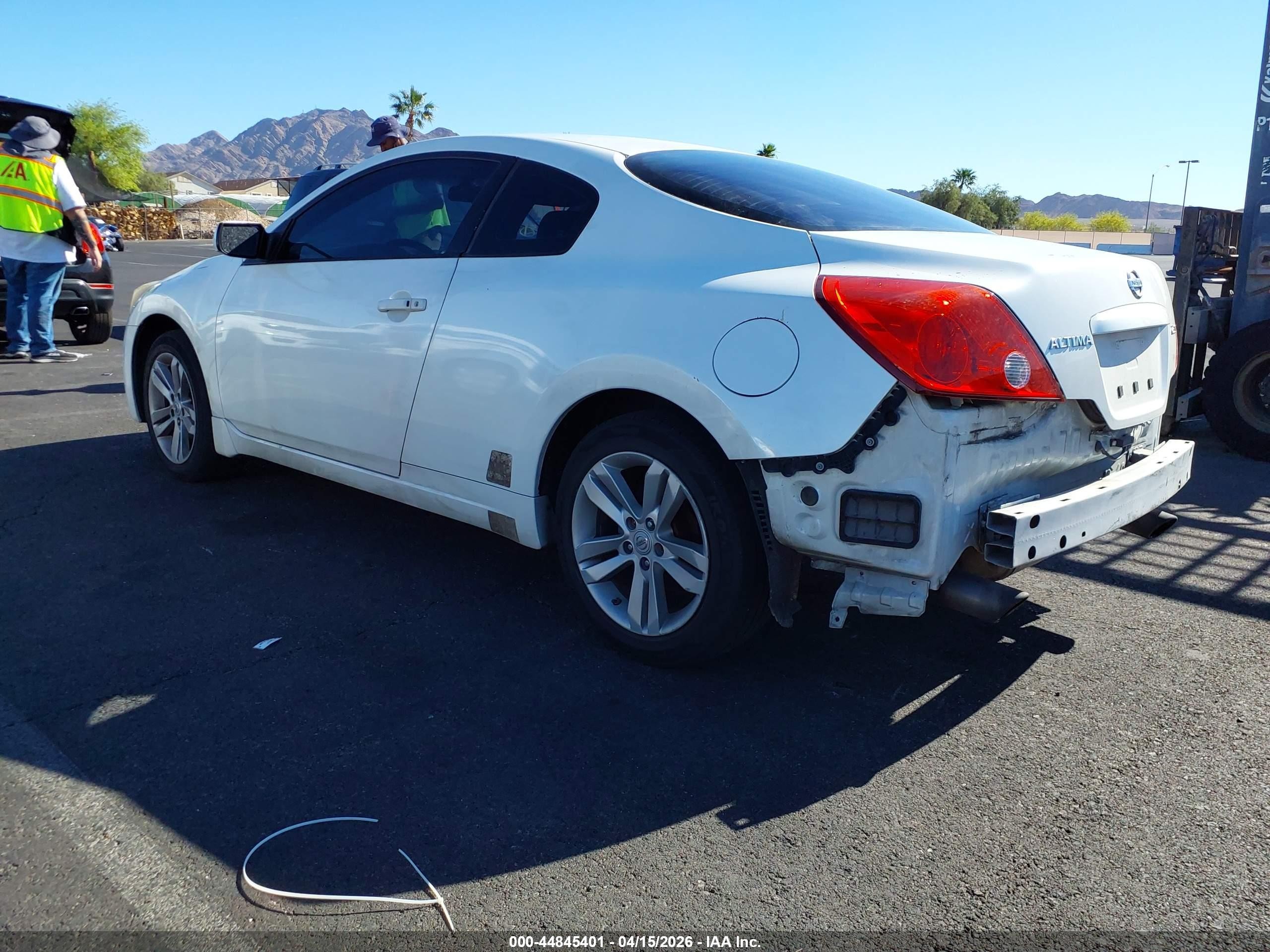 2011 Nissan Altima 2.5 S Белый vin: 1N4AL2EP1BC111144