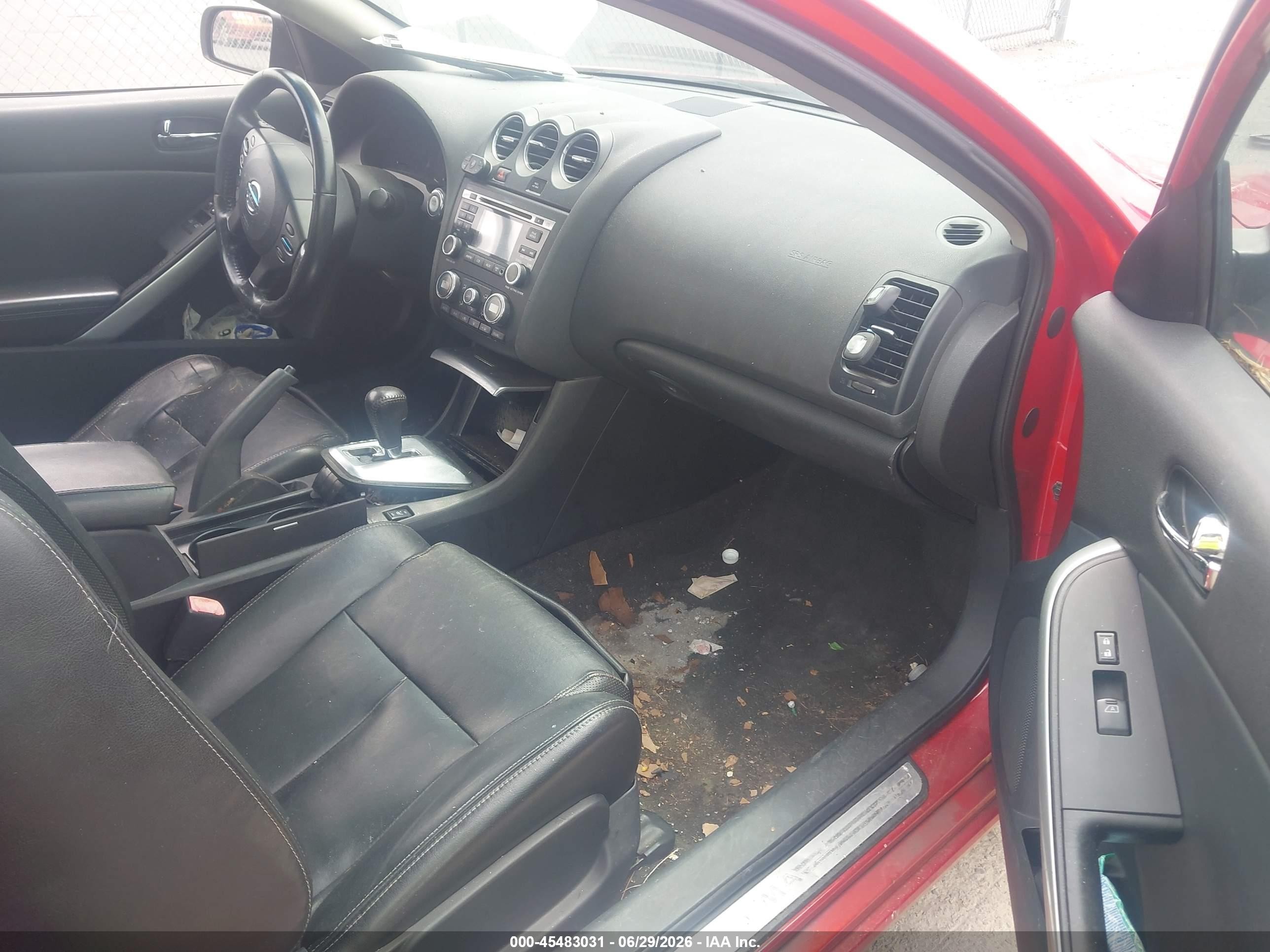 2011 Nissan Altima 2.5 S Red vin: 1N4AL2EP1BC174342