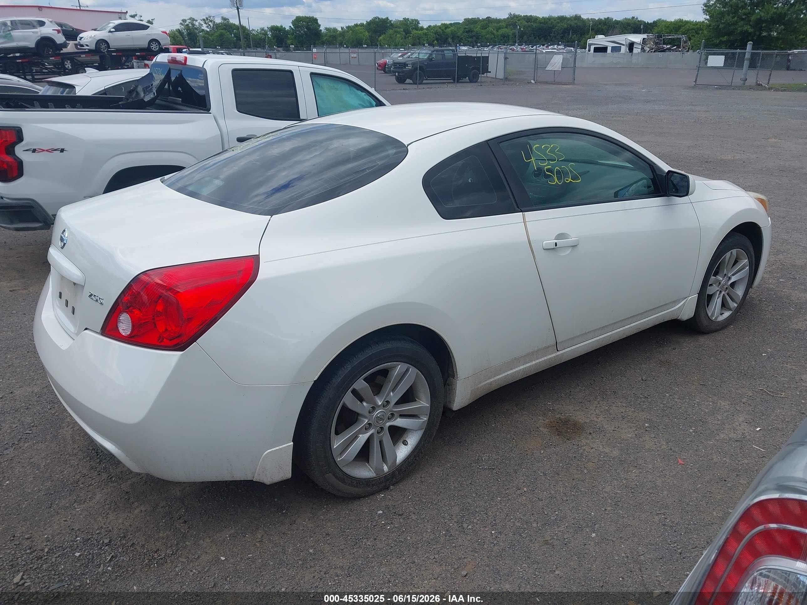 2010 Nissan Altima 2.5 S White vin: 1N4AL2EP2AC158259