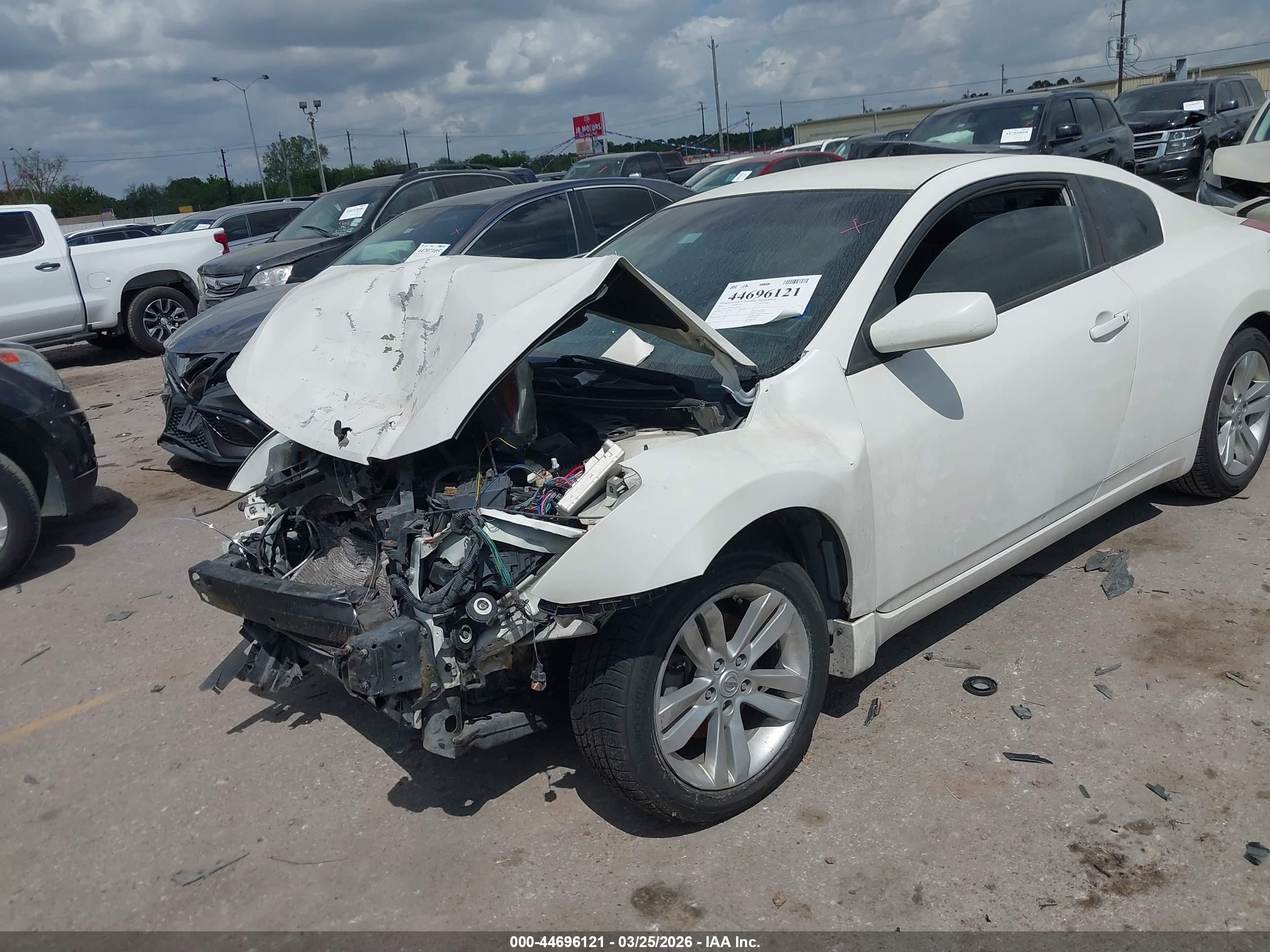 2012 Nissan Altima 2.5 S Белый vin: 1N4AL2EP2CC210203