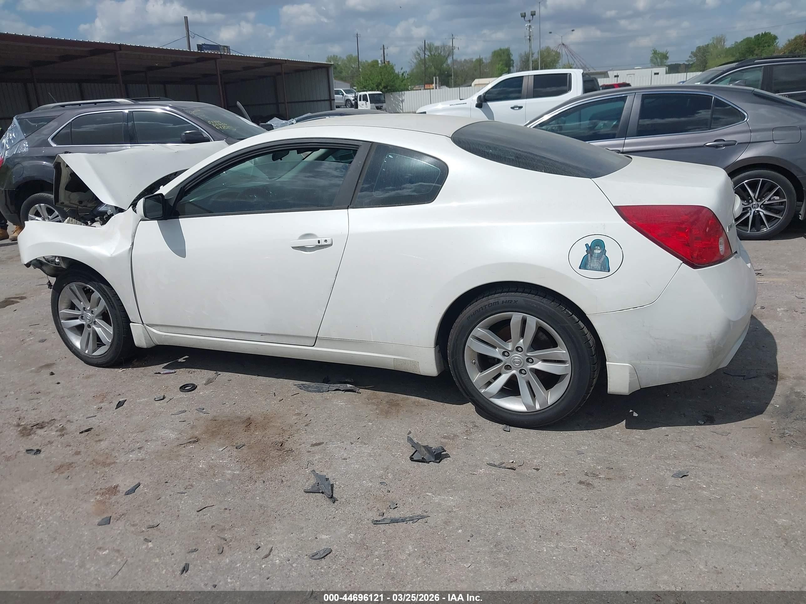 2012 Nissan Altima 2.5 S Белый vin: 1N4AL2EP2CC210203