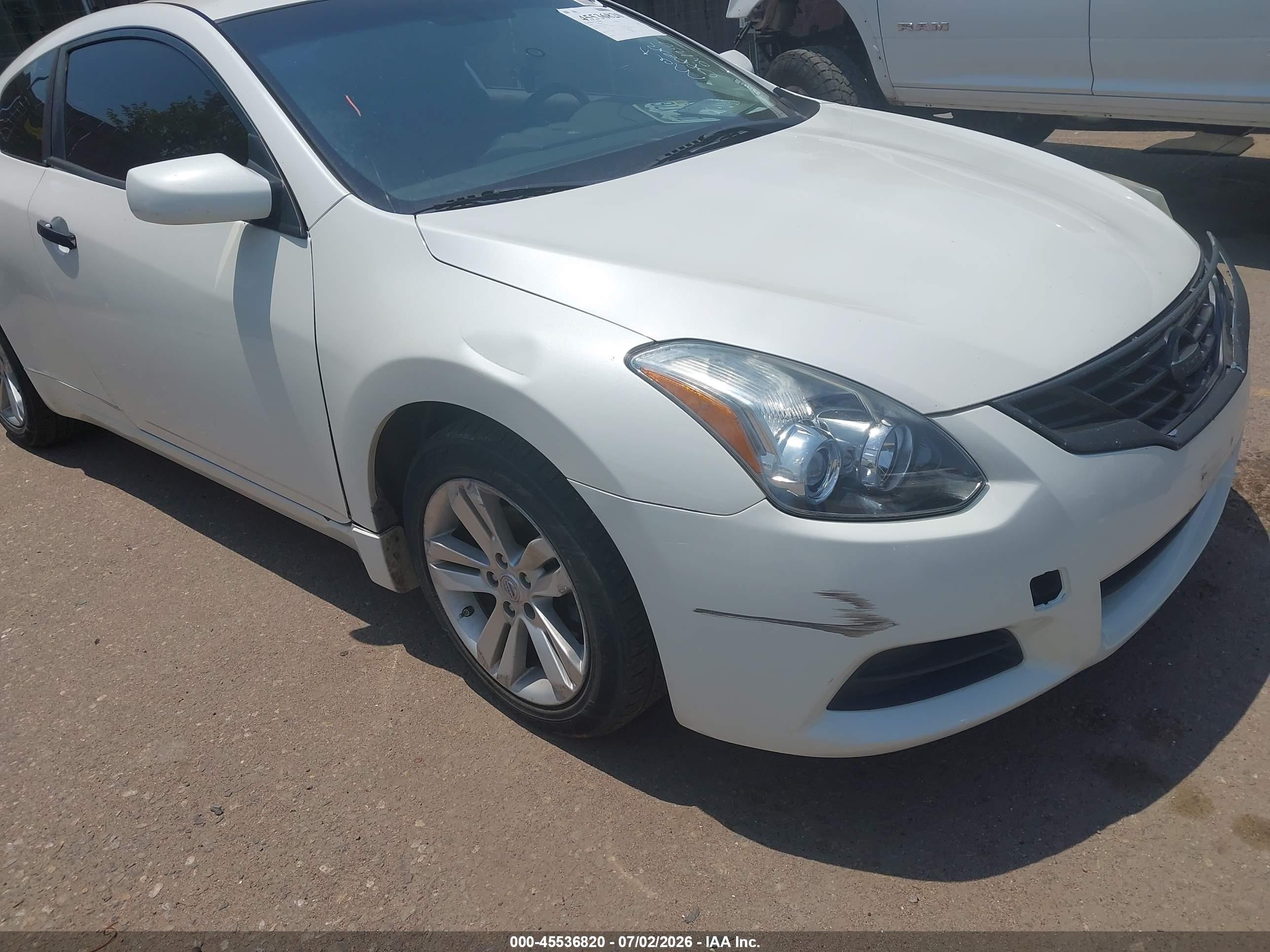2013 Nissan Altima 2.5 S White vin: 1N4AL2EP2DC195929