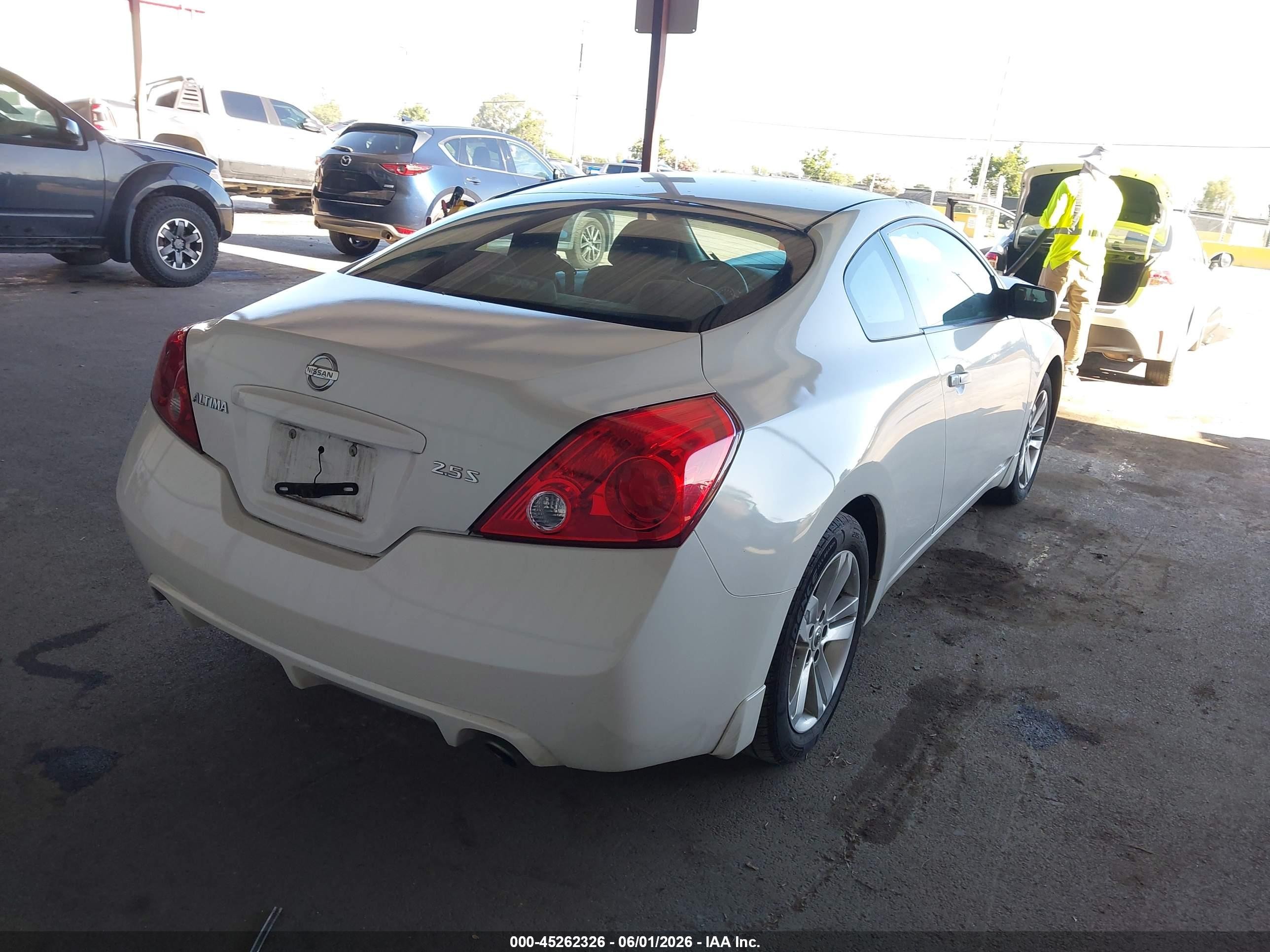 2013 Nissan Altima 2.5 S White vin: 1N4AL2EP2DC904438