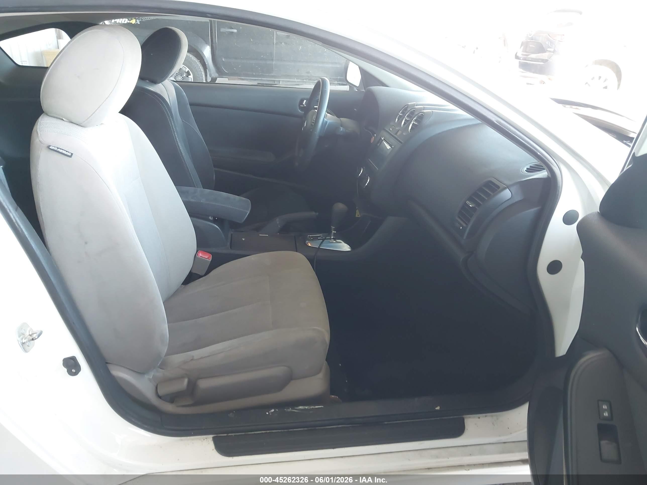 2013 Nissan Altima 2.5 S White vin: 1N4AL2EP2DC904438