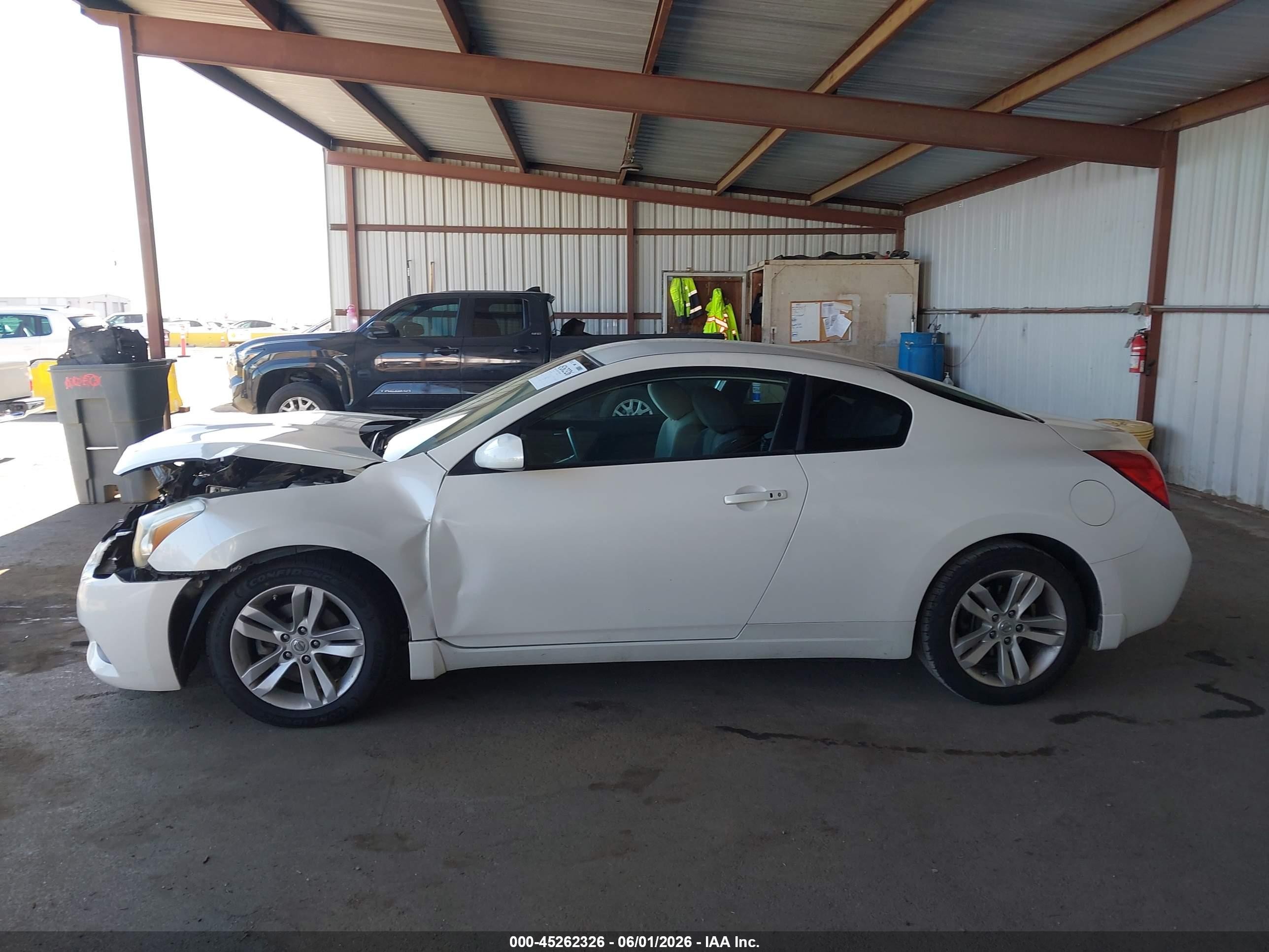 2013 Nissan Altima 2.5 S White vin: 1N4AL2EP2DC904438
