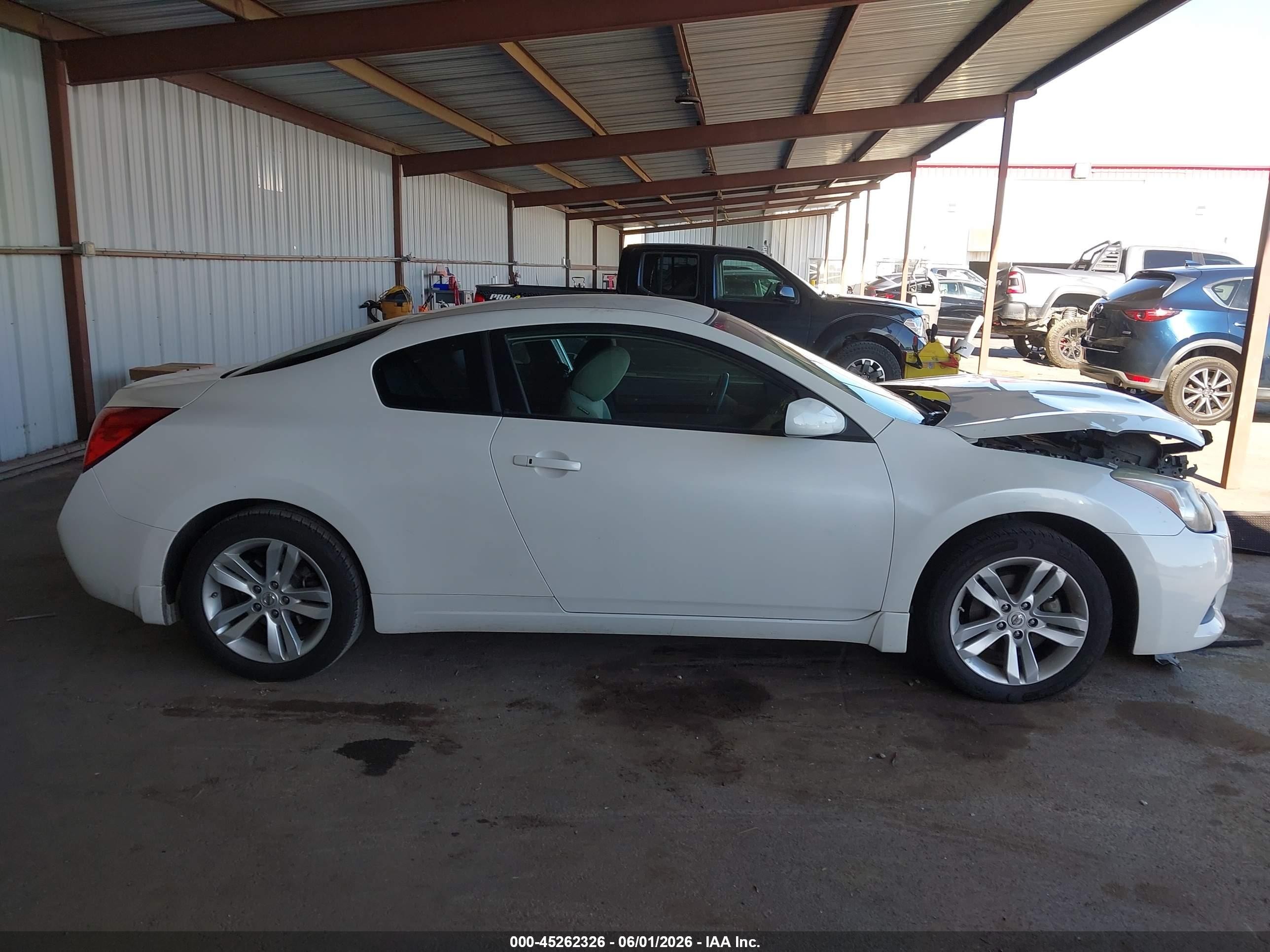 2013 Nissan Altima 2.5 S White vin: 1N4AL2EP2DC904438