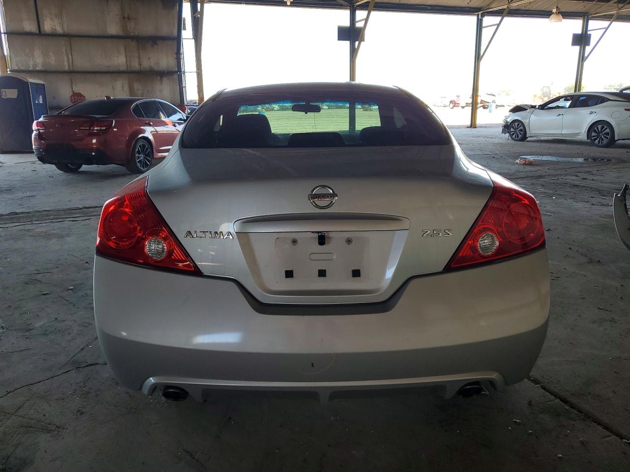 2011 Nissan Altima 2.5 S Silver vin: 1N4AL2EP3BC140046