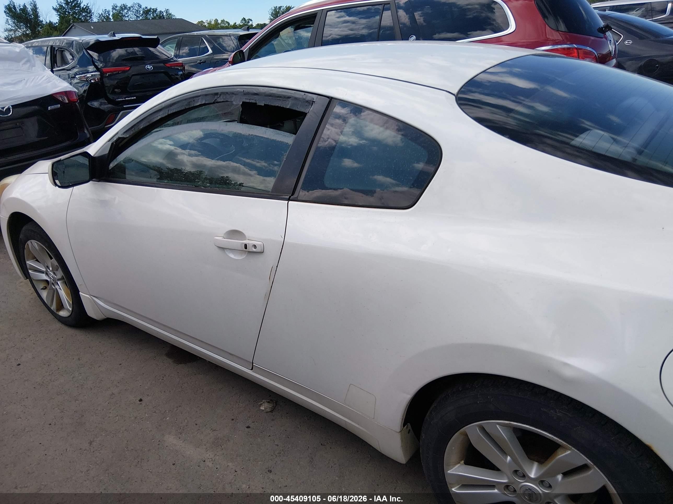 2011 Nissan Altima 2.5 S White vin: 1N4AL2EP3BC172155