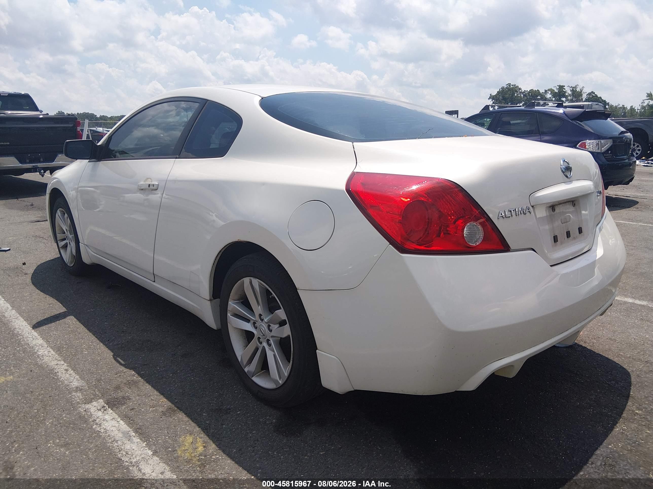 2011 Nissan Altima 2.5 S White vin: 1N4AL2EP4BC105936