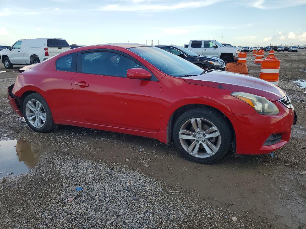 2011 Nissan Altima S Red vin: 1N4AL2EP5BC129002
