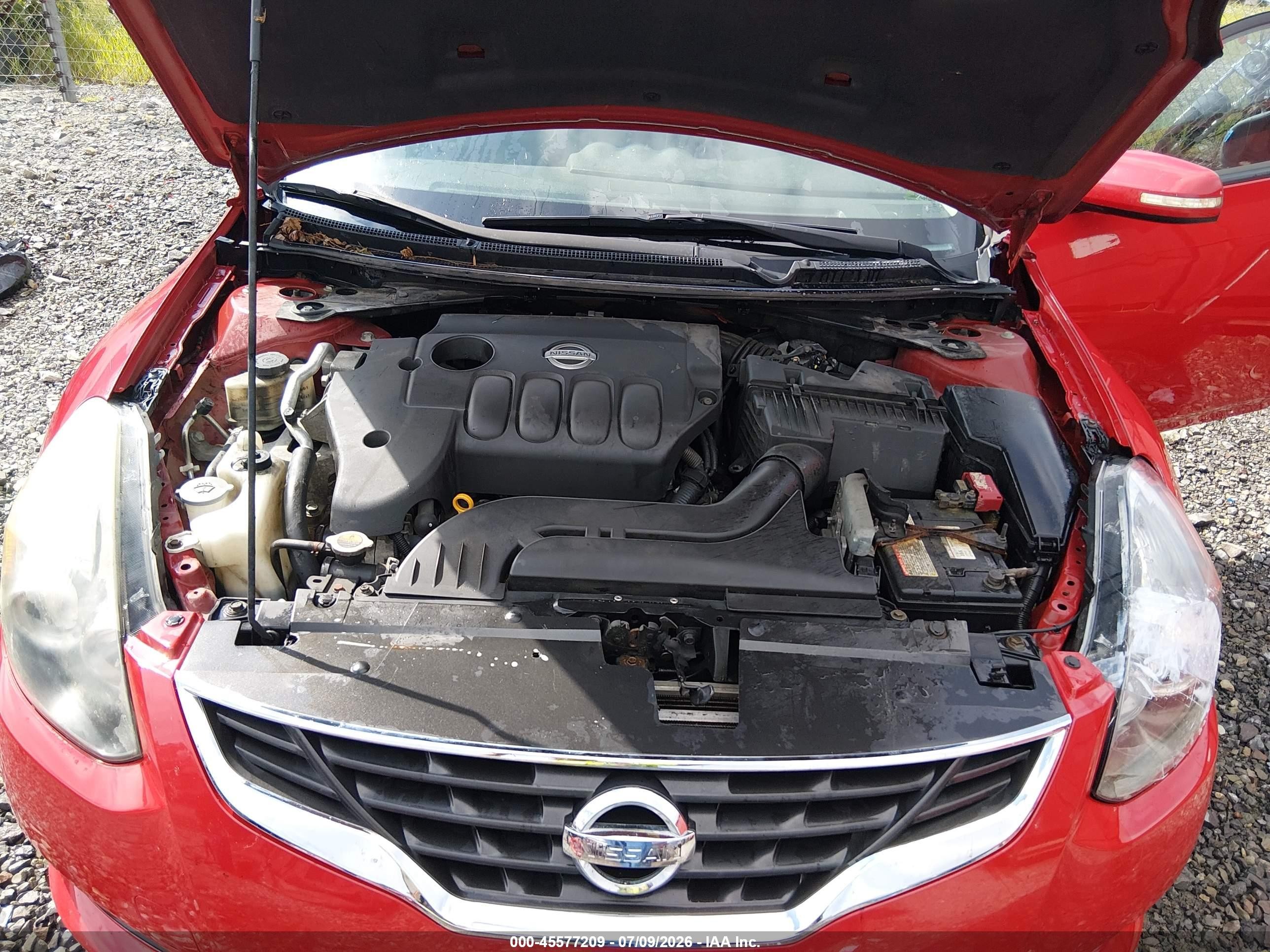 2010 Nissan Altima 2.5 S Red vin: 1N4AL2EP6AC121411