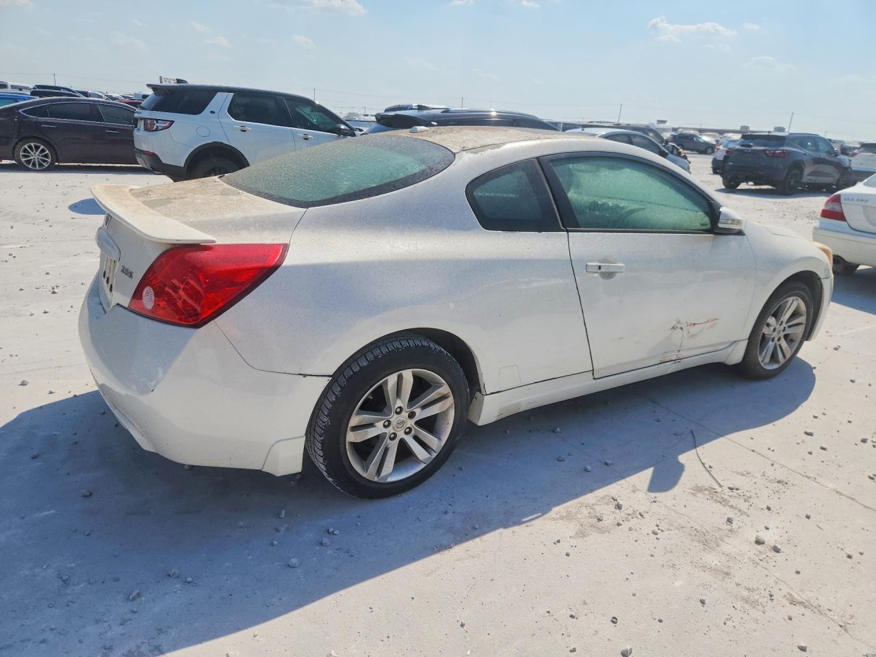 2010 Nissan Altima 2.5 S White vin: 1N4AL2EP6AC121618