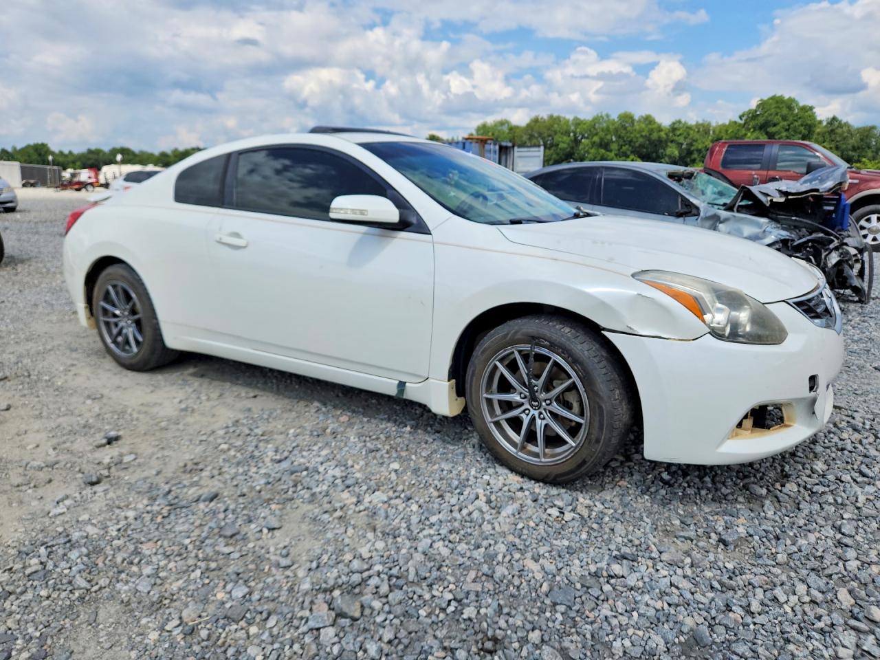 2013 Nissan Altima 2.5 S Белый vin: 1N4AL2EP6DC299811