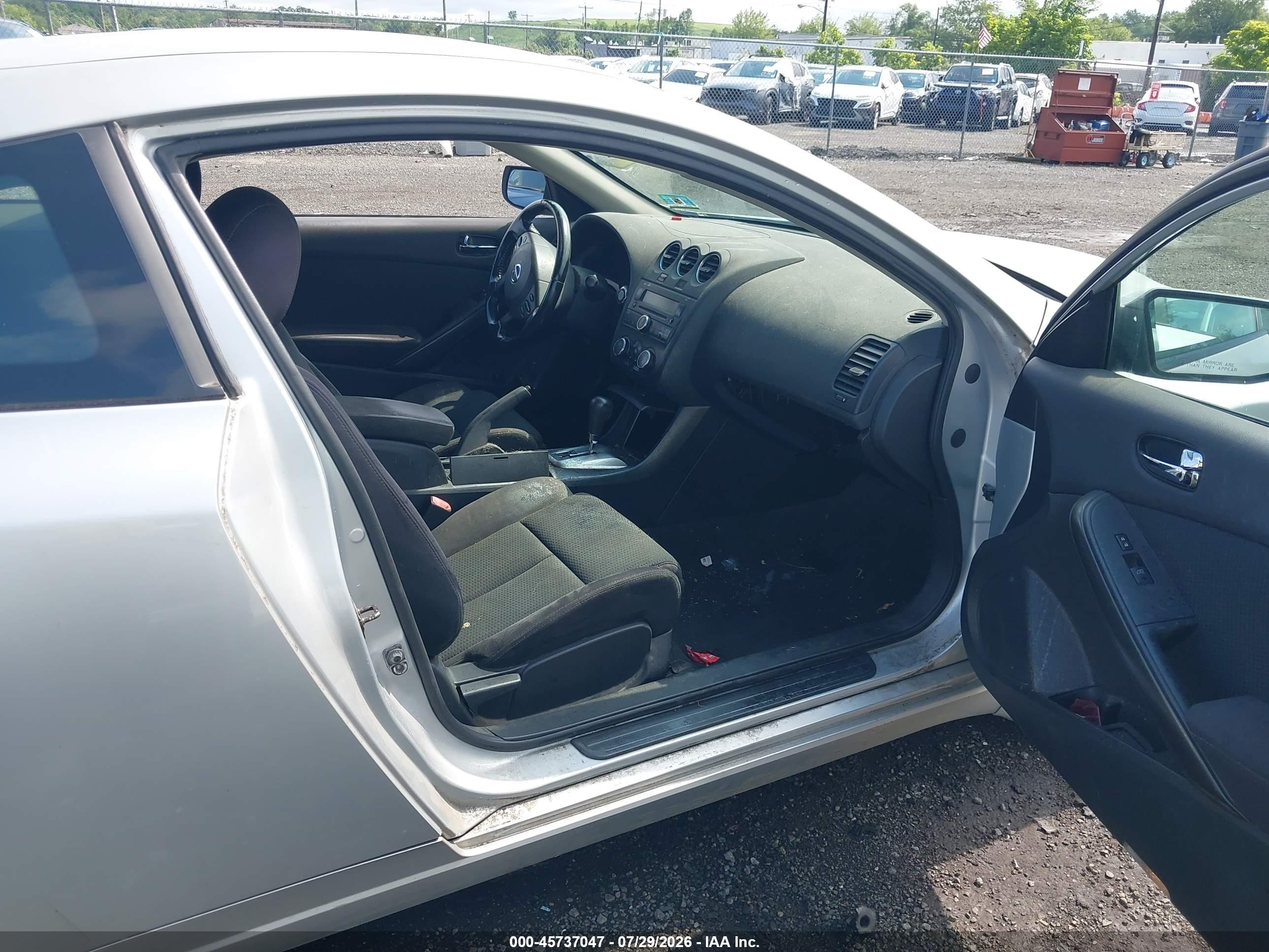 2010 Nissan Altima 2.5 S Silver vin: 1N4AL2EP7AC115584