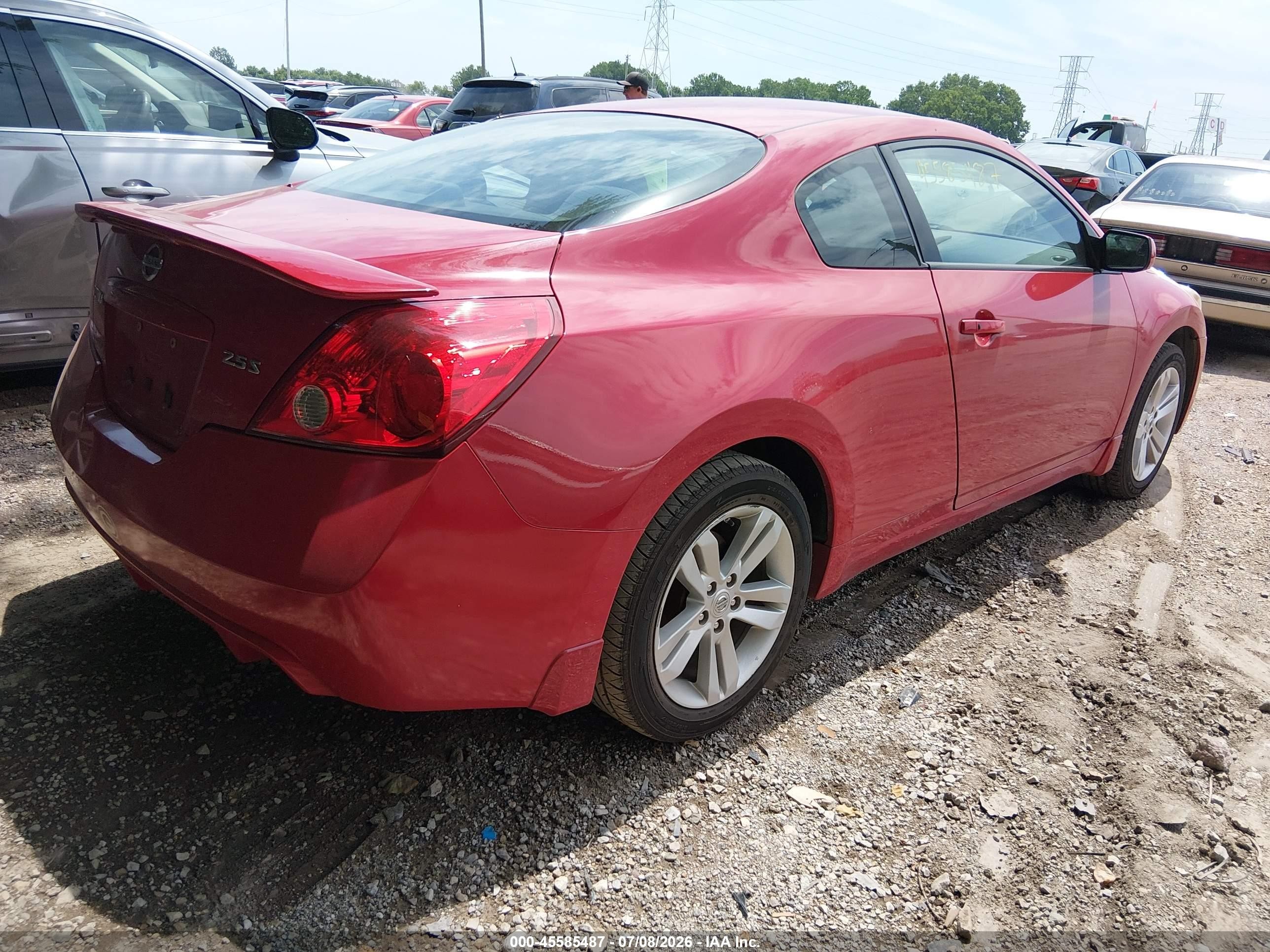 2011 Nissan Altima 2.5 S Red vin: 1N4AL2EP7BC176659