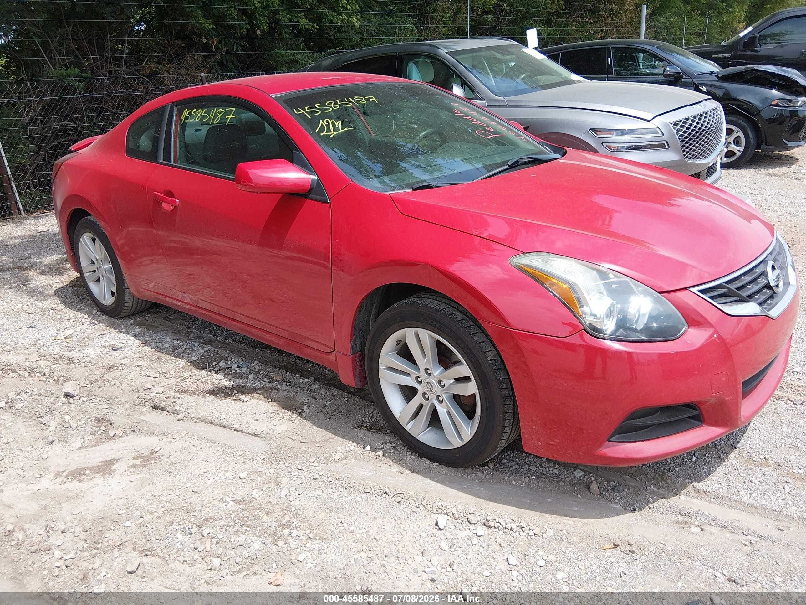 2011 Nissan Altima 2.5 S Red vin: 1N4AL2EP7BC176659