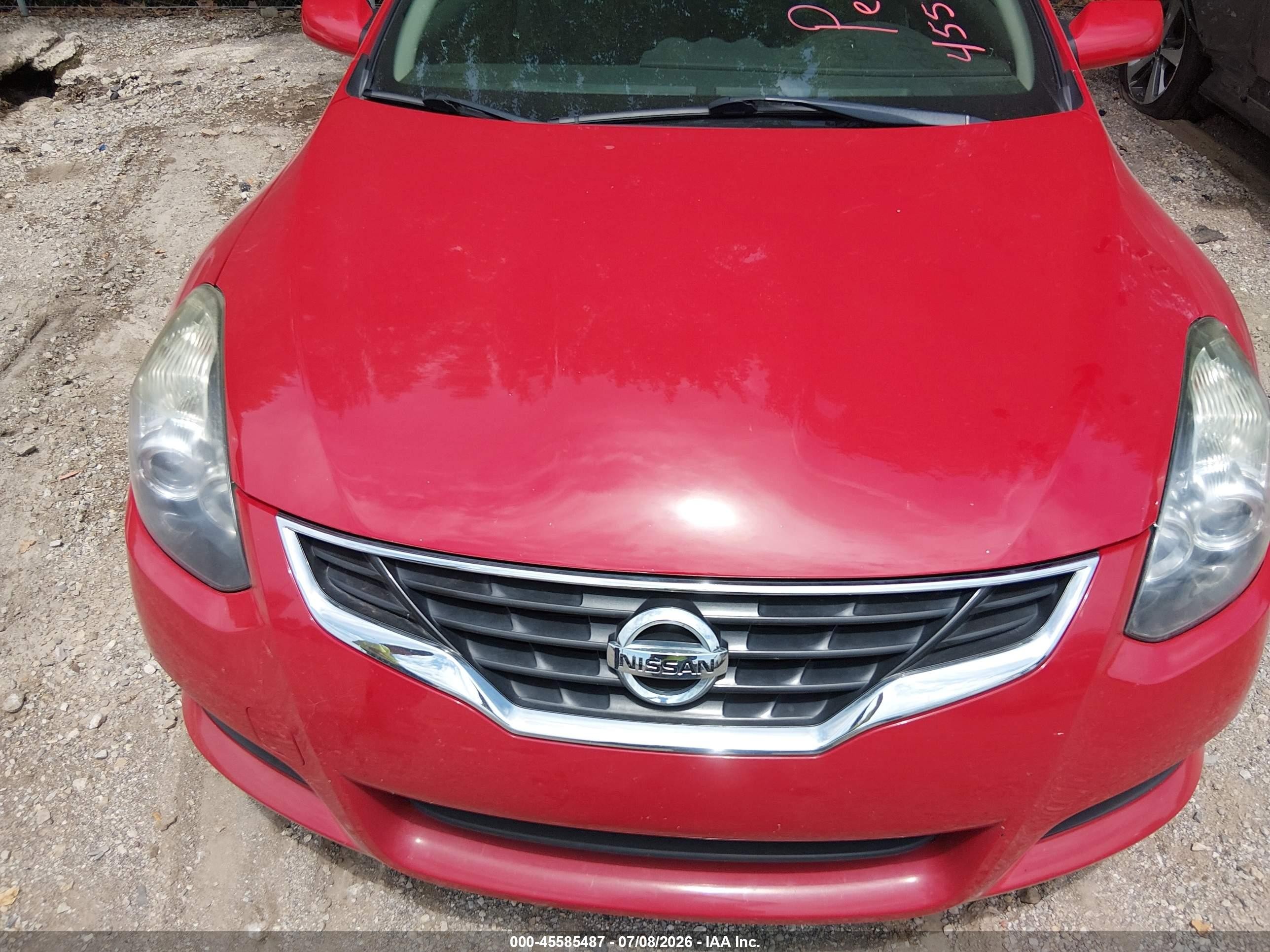 2011 Nissan Altima 2.5 S Red vin: 1N4AL2EP7BC176659