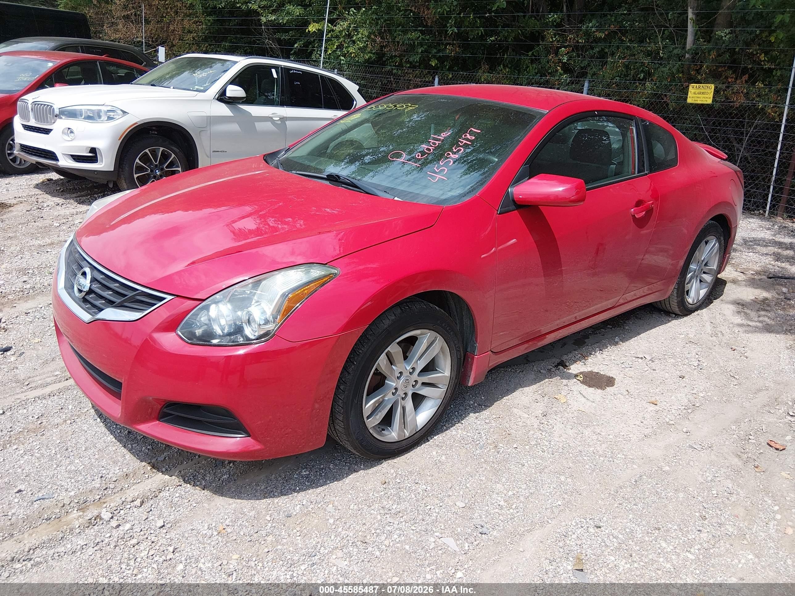2011 Nissan Altima 2.5 S Red vin: 1N4AL2EP7BC176659