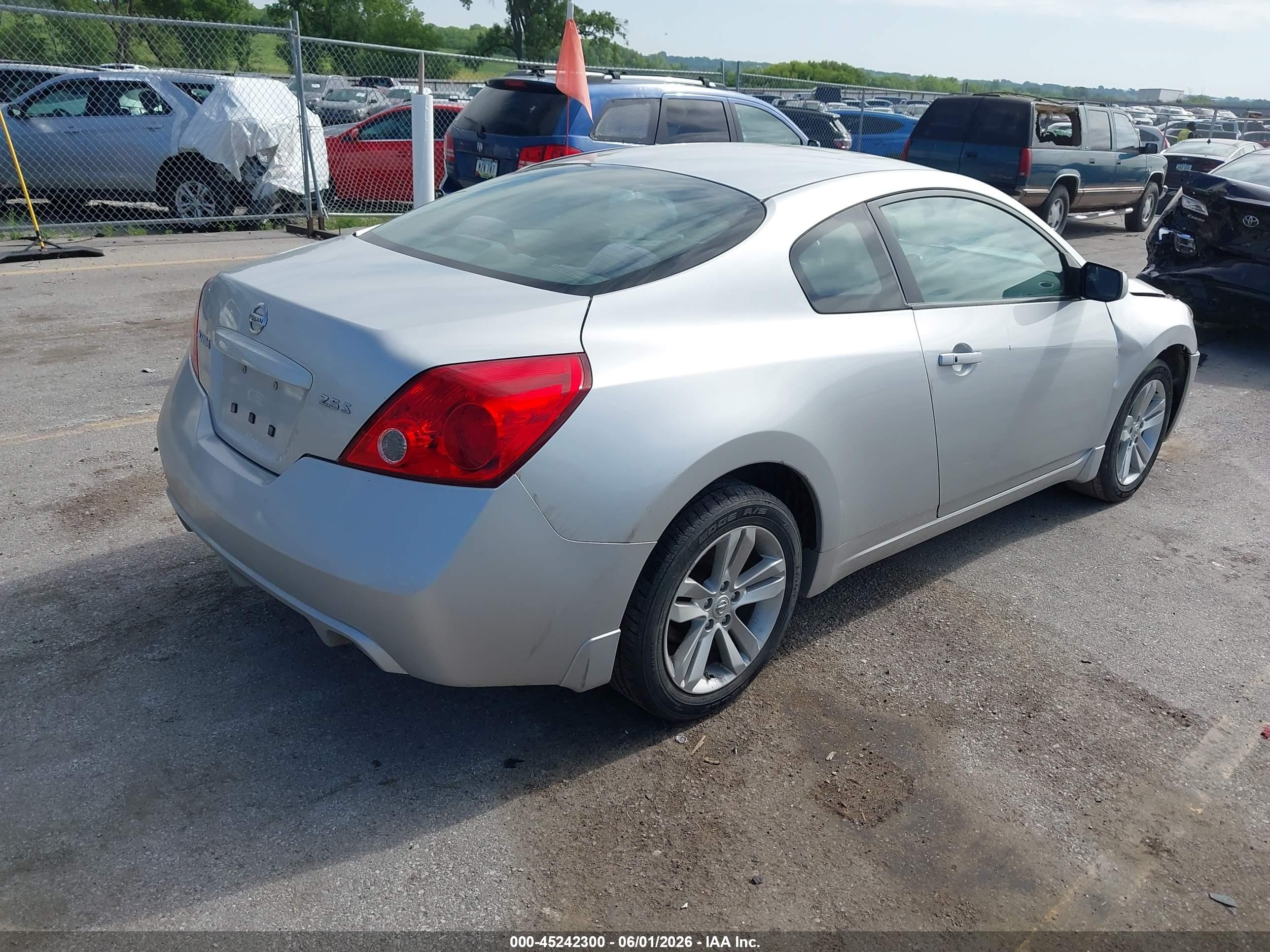 2012 Nissan Altima 2.5 S Silver vin: 1N4AL2EP8CC241035