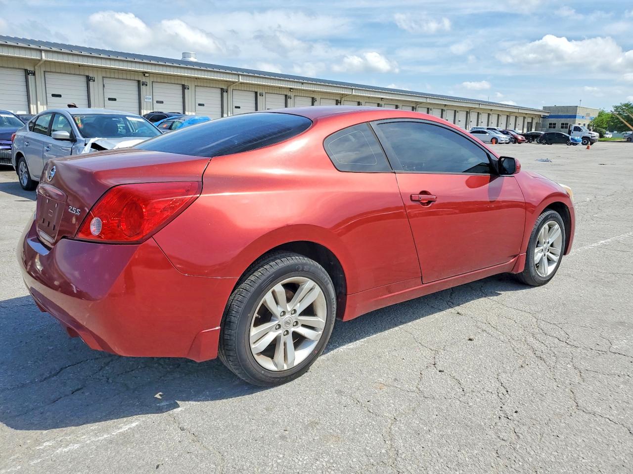 2013 Nissan Altima 2.5 Red vin: 1N4AL2EP8DC248620