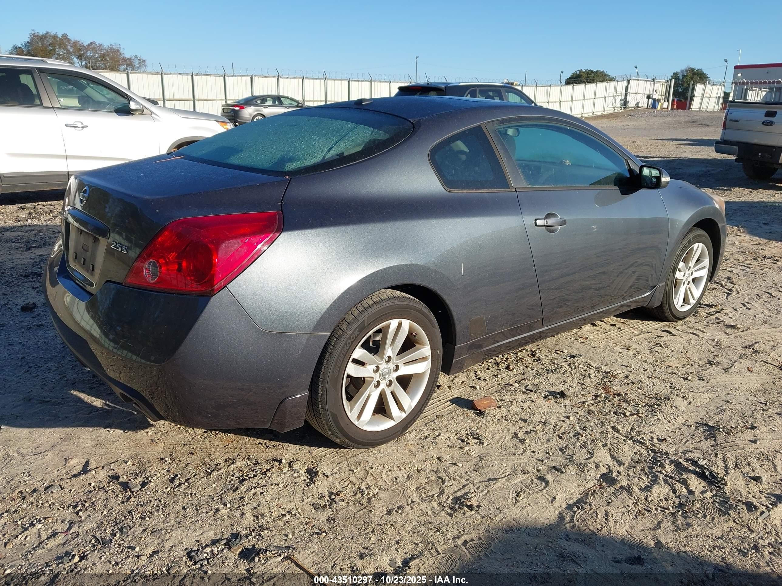 2013 Nissan Altima 2.5 S Gray vin: 1N4AL2EP8DC294397