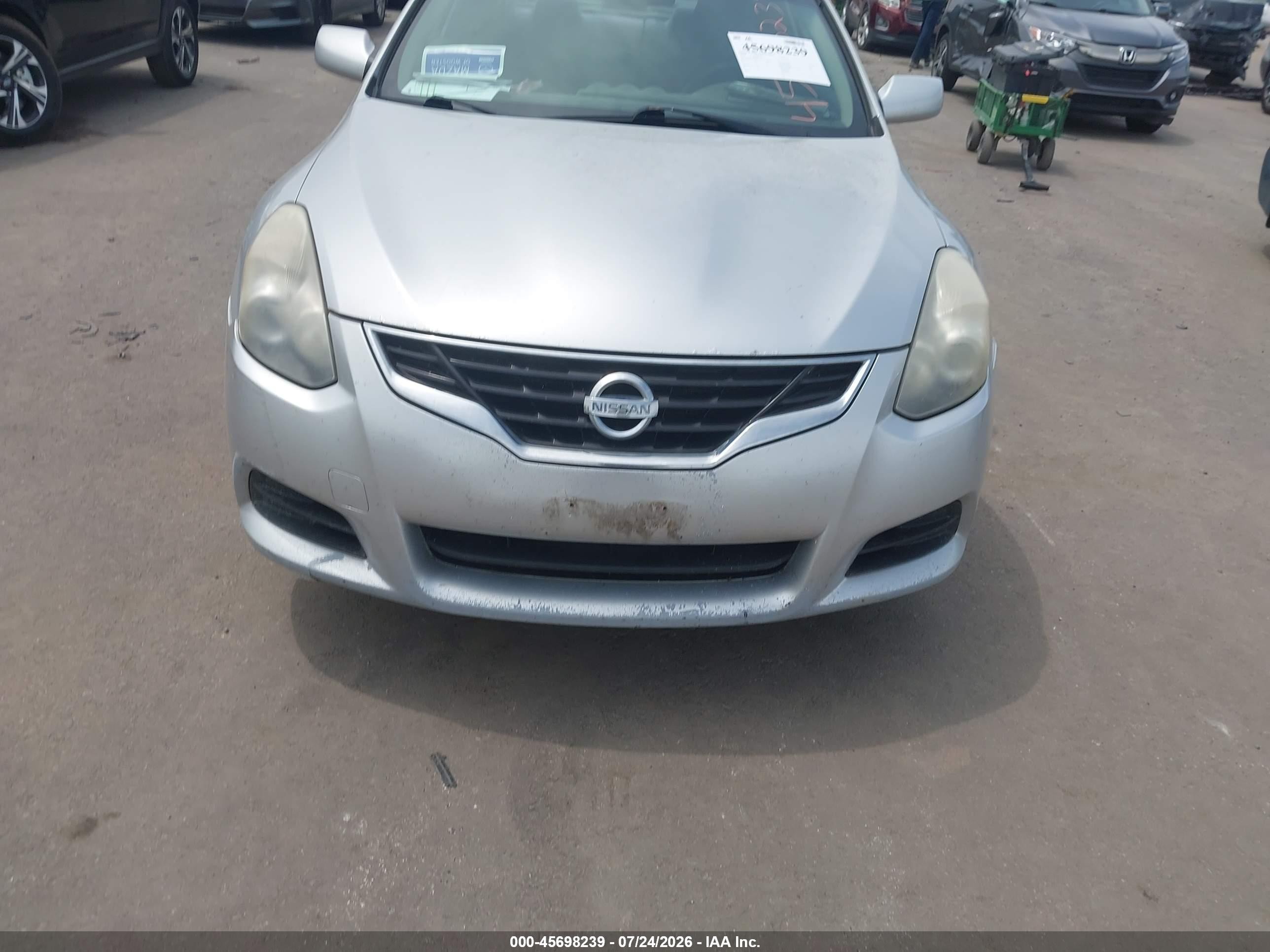 2010 Nissan Altima 2.5 S Серебряный vin: 1N4AL2EP9AC147372