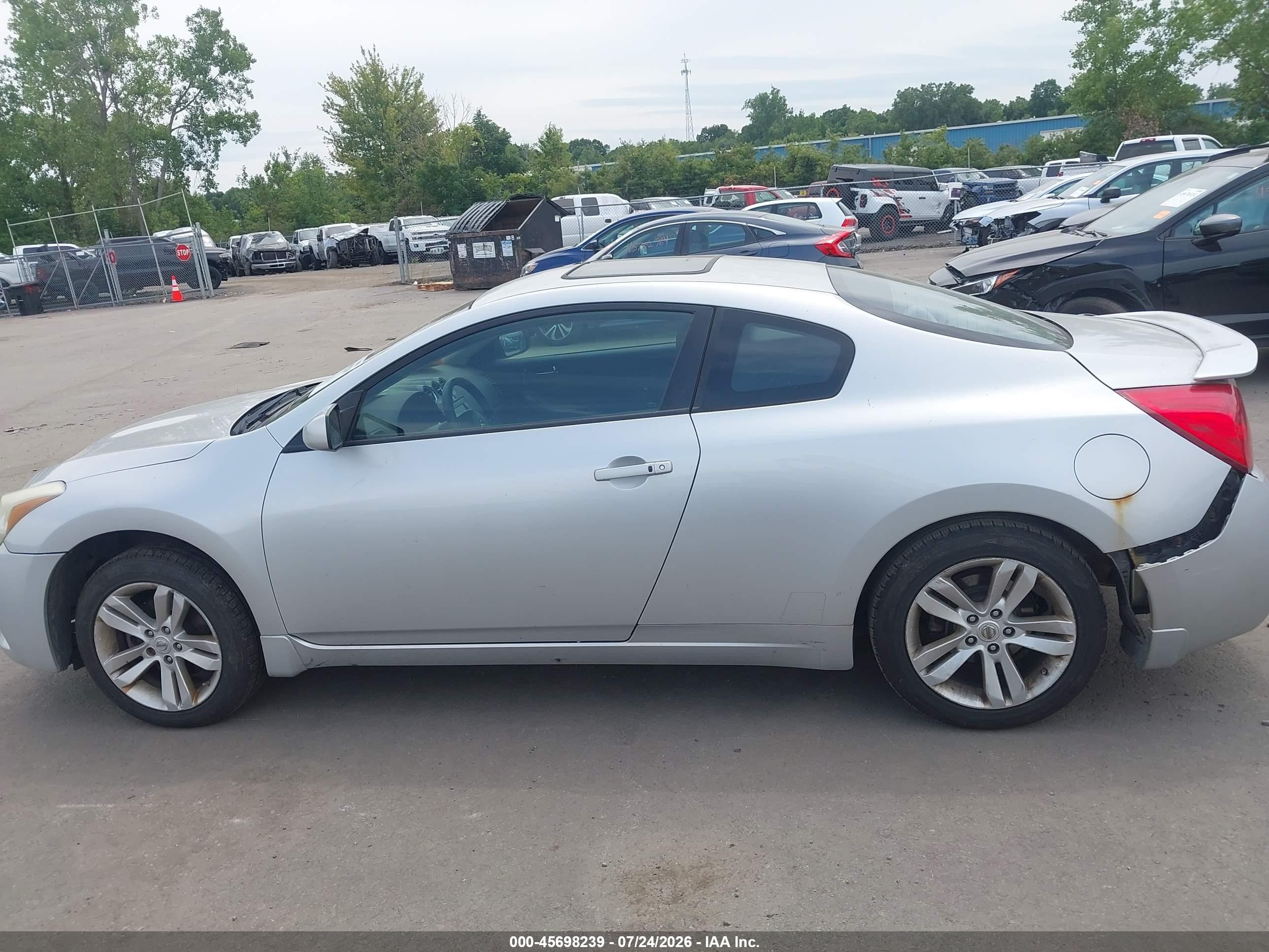 2010 Nissan Altima 2.5 S Серебряный vin: 1N4AL2EP9AC147372