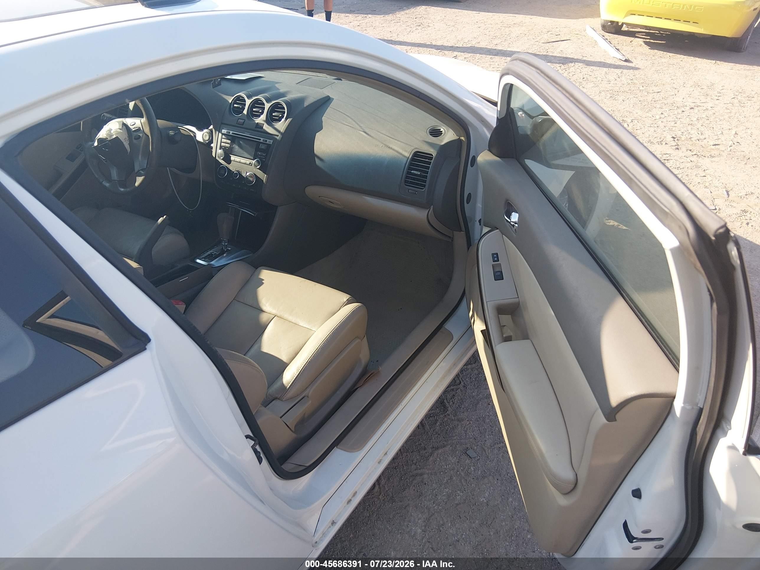 2010 Nissan Altima 2.5 S Белый vin: 1N4AL2EP9AC164558