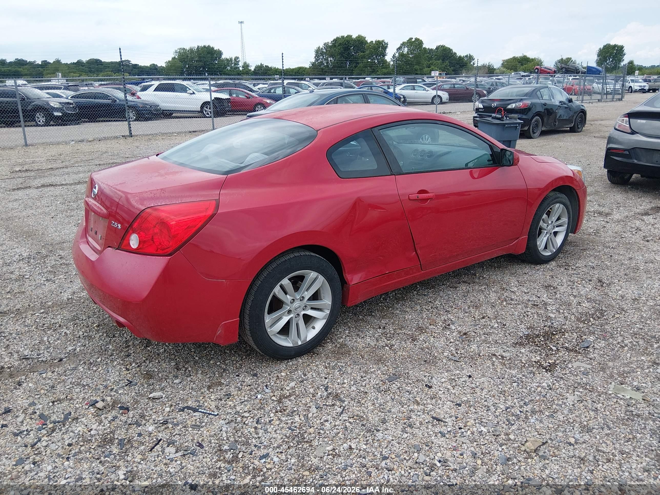 2011 Nissan Altima 2.5 S Red vin: 1N4AL2EP9BC137085
