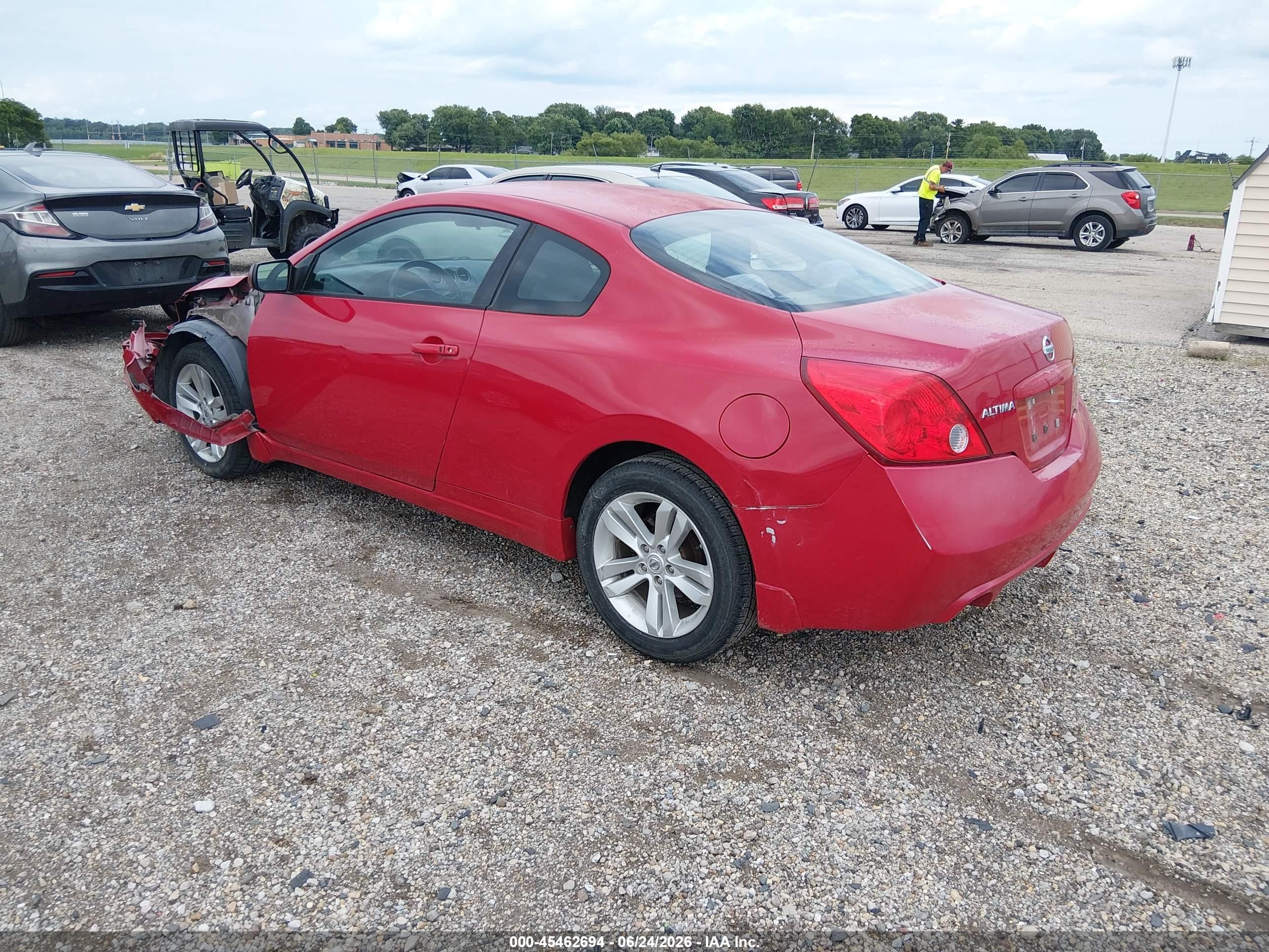 2011 Nissan Altima 2.5 S Red vin: 1N4AL2EP9BC137085