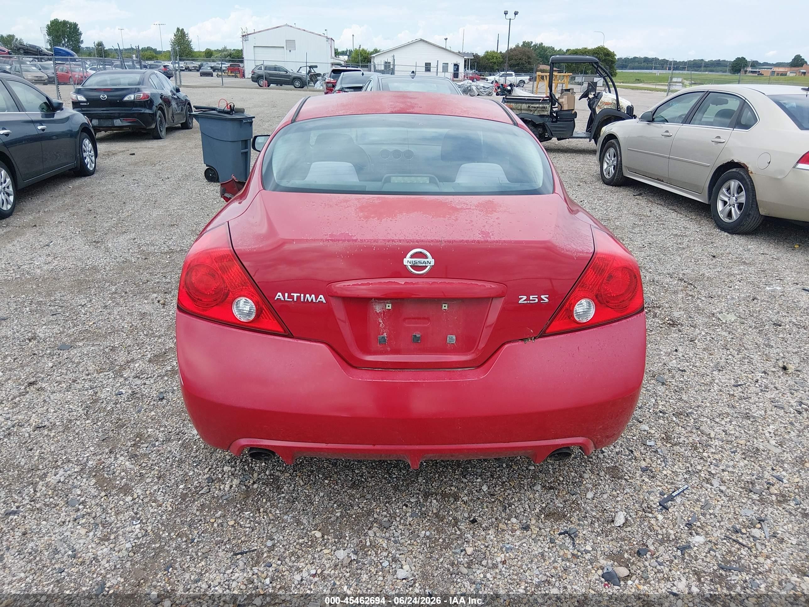 2011 Nissan Altima 2.5 S Red vin: 1N4AL2EP9BC137085