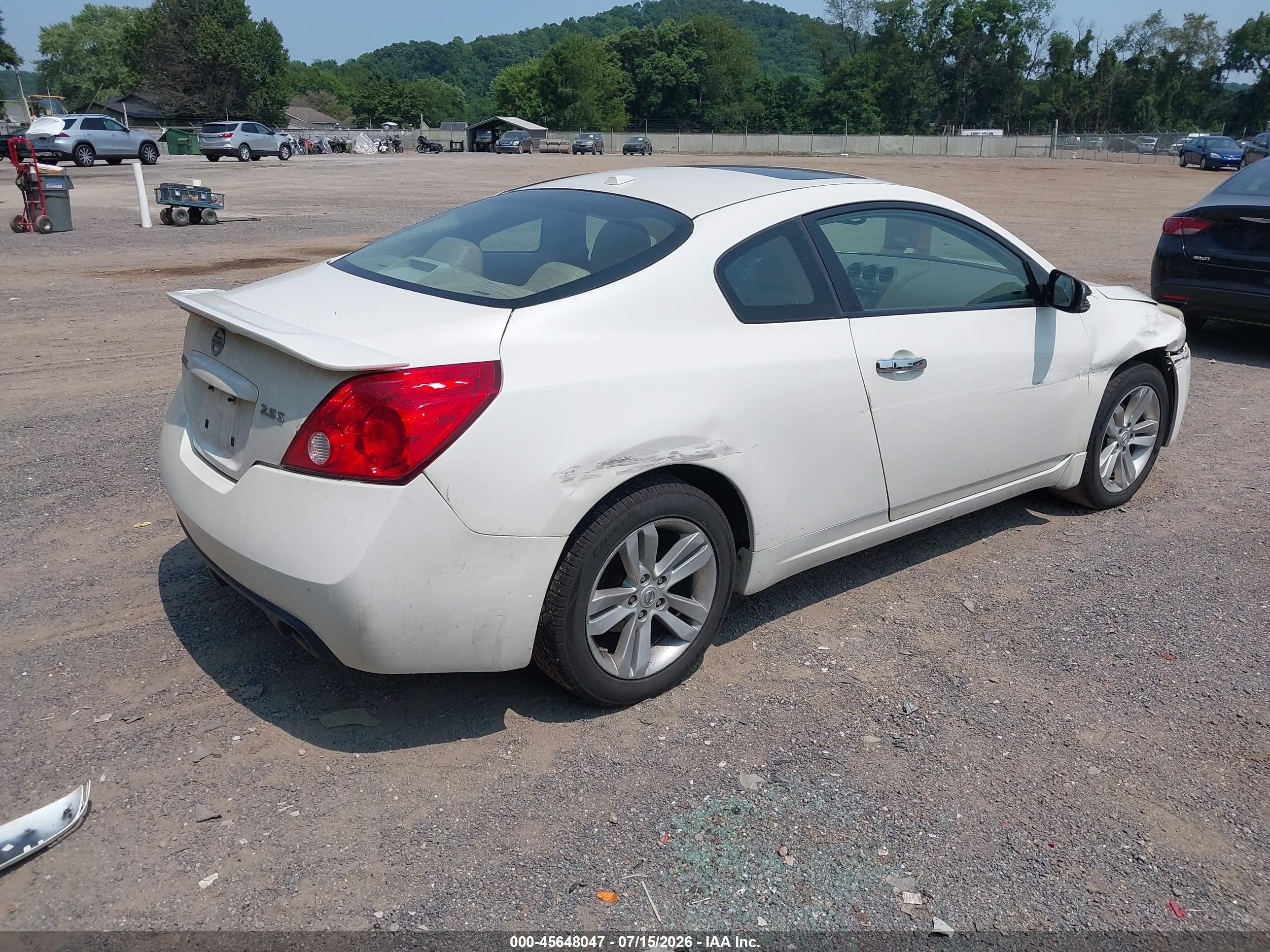2013 Nissan Altima 2.5 S White vin: 1N4AL2EP9DC271873