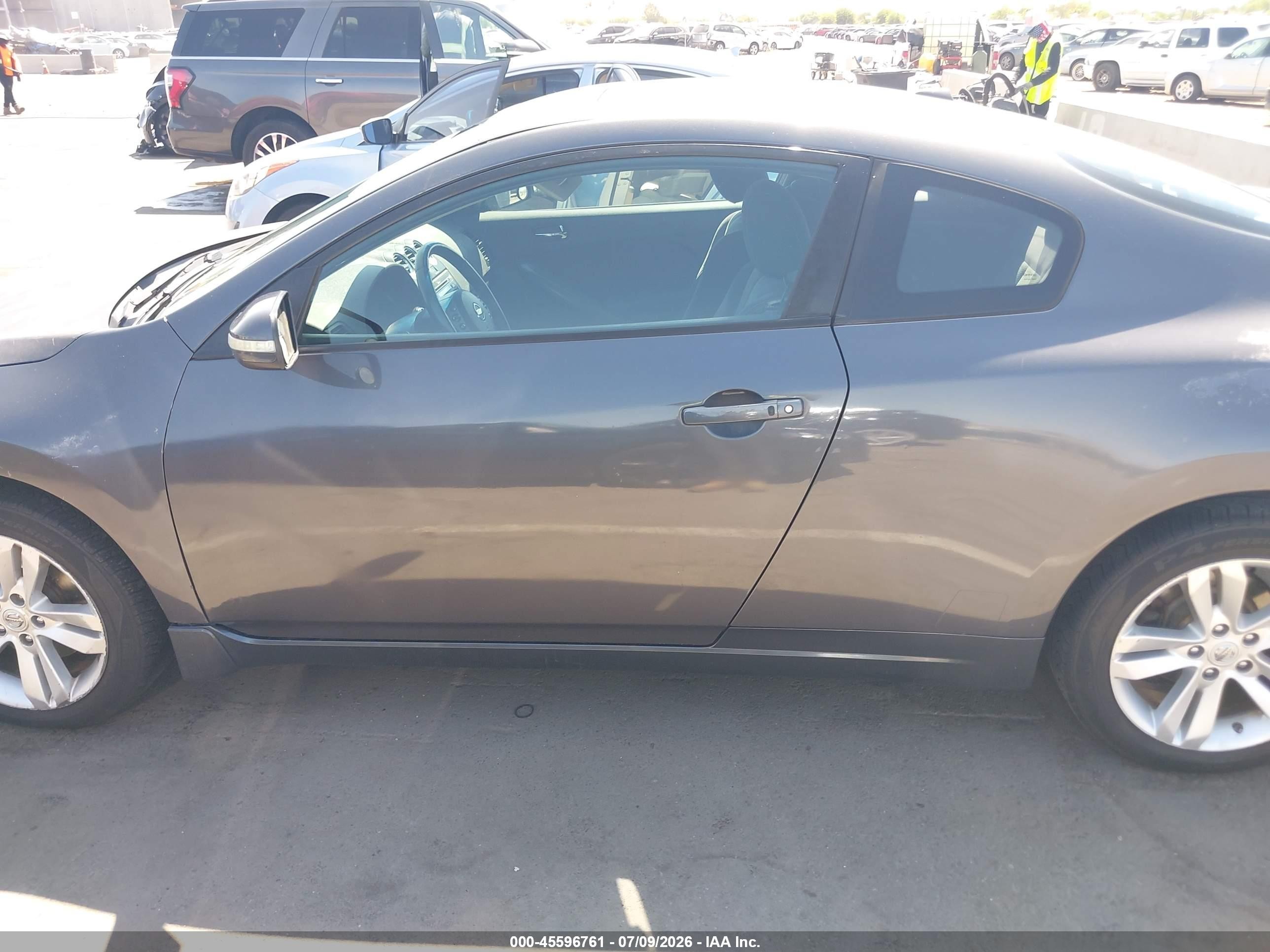 2010 Nissan Altima 2.5 S Black vin: 1N4AL2EPXAC183801