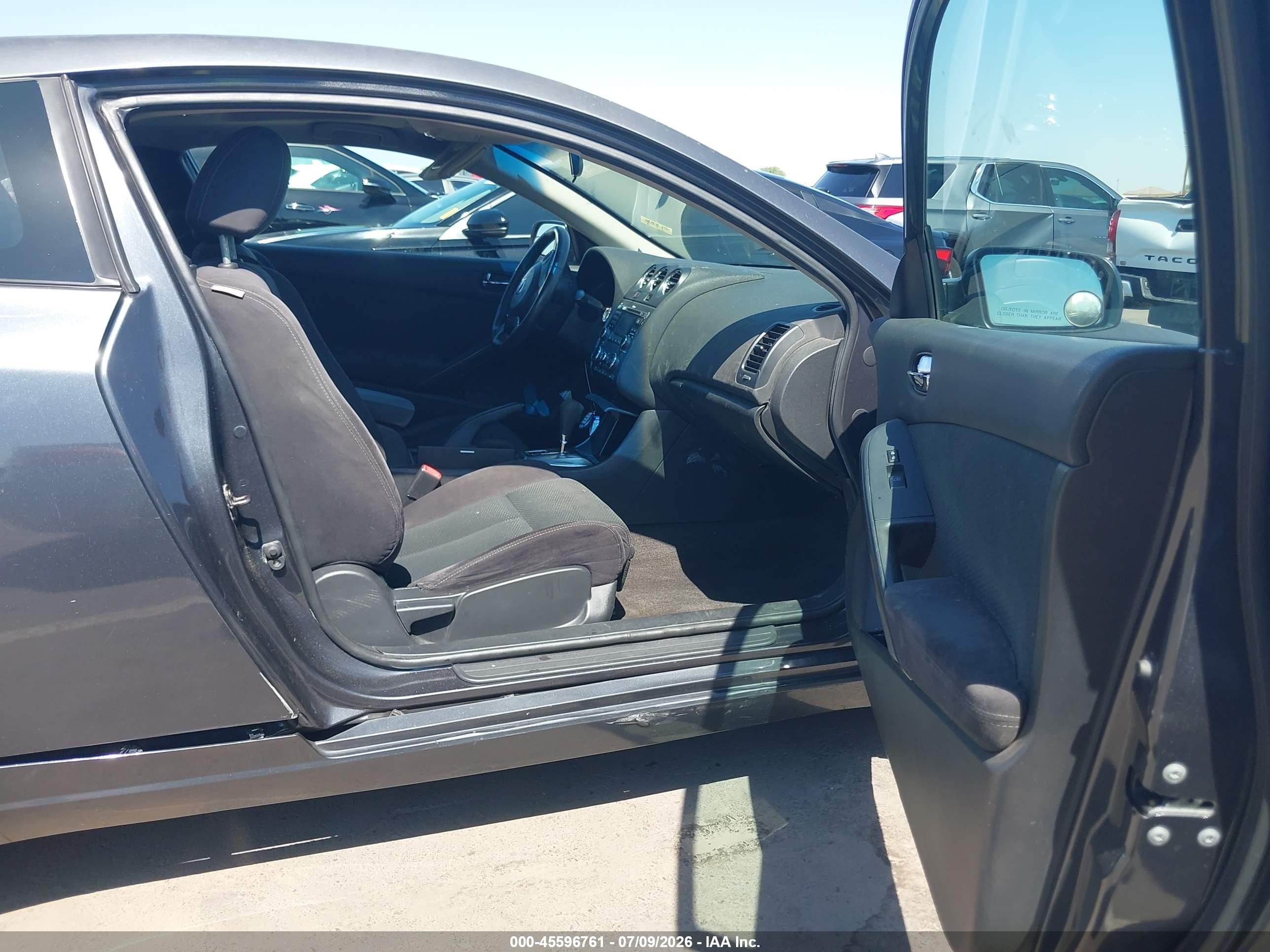 2010 Nissan Altima 2.5 S Black vin: 1N4AL2EPXAC183801