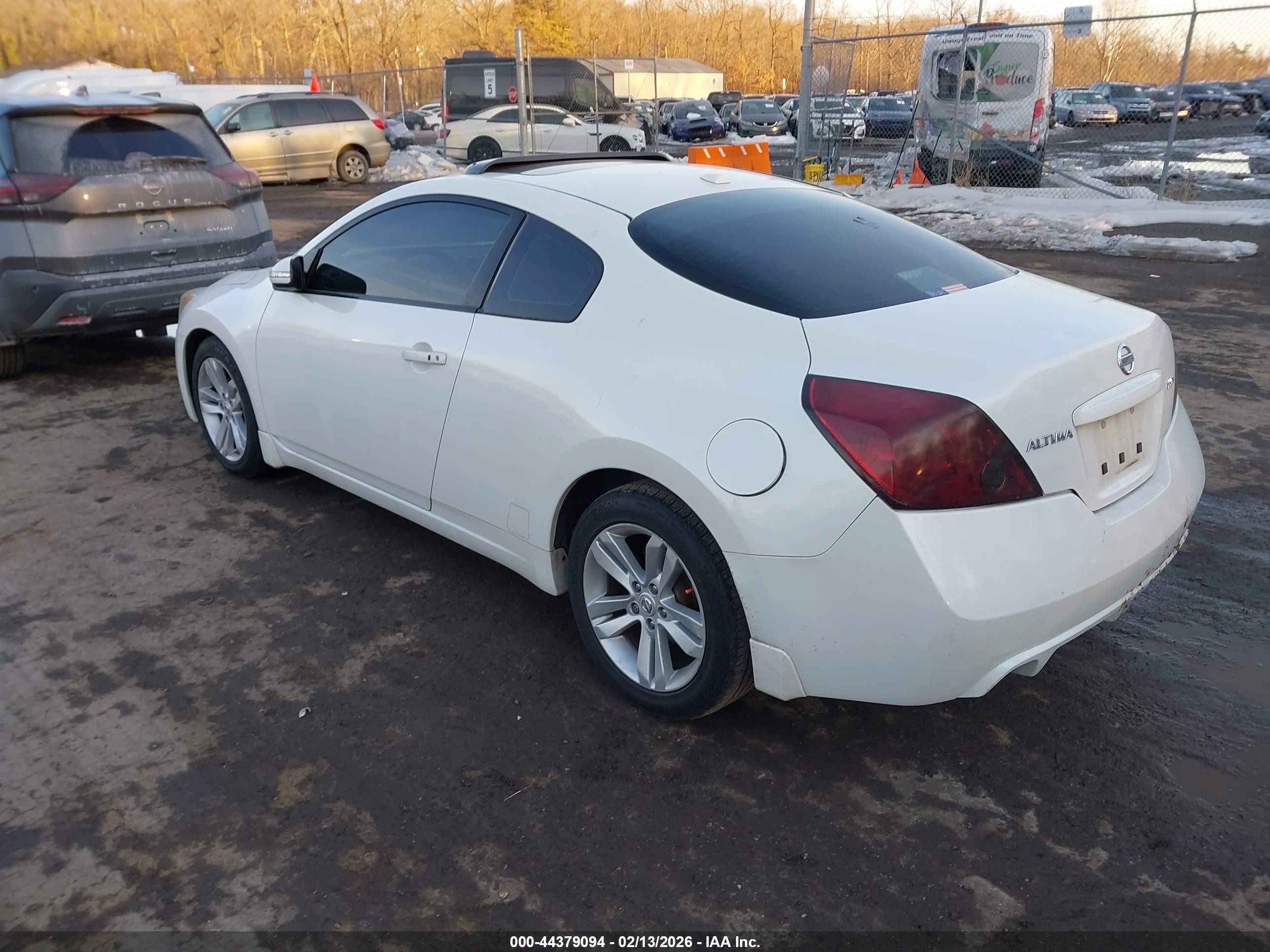 2011 Nissan Altima 2.5 S Белый vin: 1N4AL2EPXBC160018