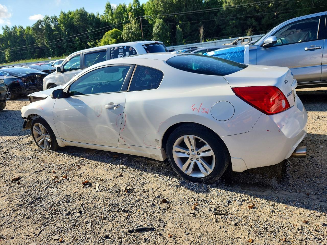 2012 Nissan Altima S White vin: 1N4AL2EPXCC220512