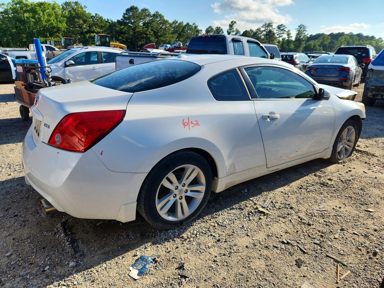 2012 Nissan Altima S White vin: 1N4AL2EPXCC220512
