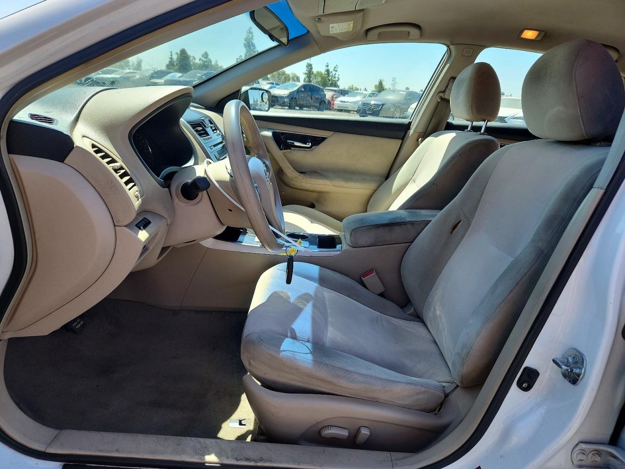 2013 Nissan Altima 2.5 White vin: 1N4AL3AP0DC112199