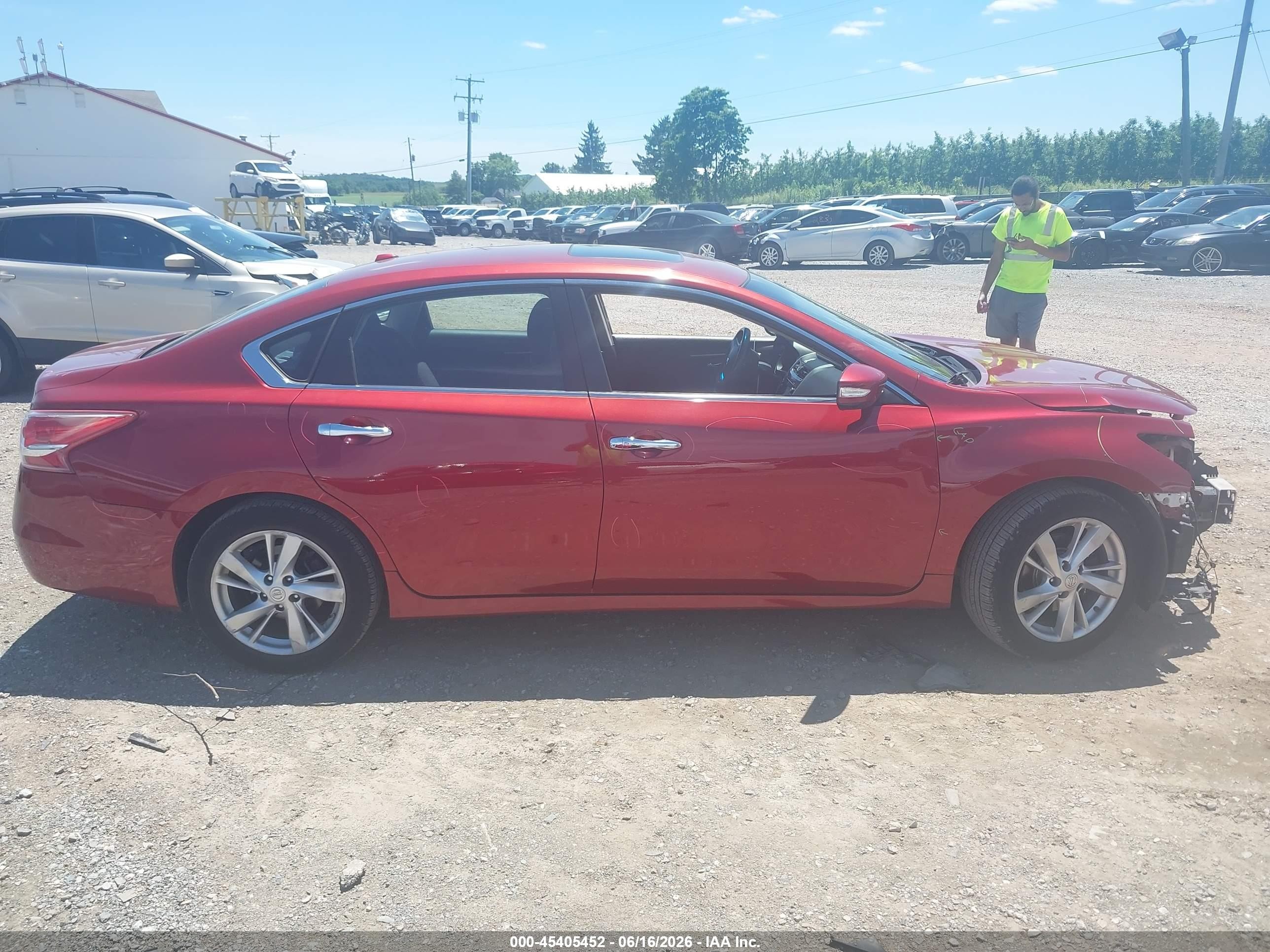 2013 Nissan Altima 2.5 Sv Red vin: 1N4AL3AP0DC114843
